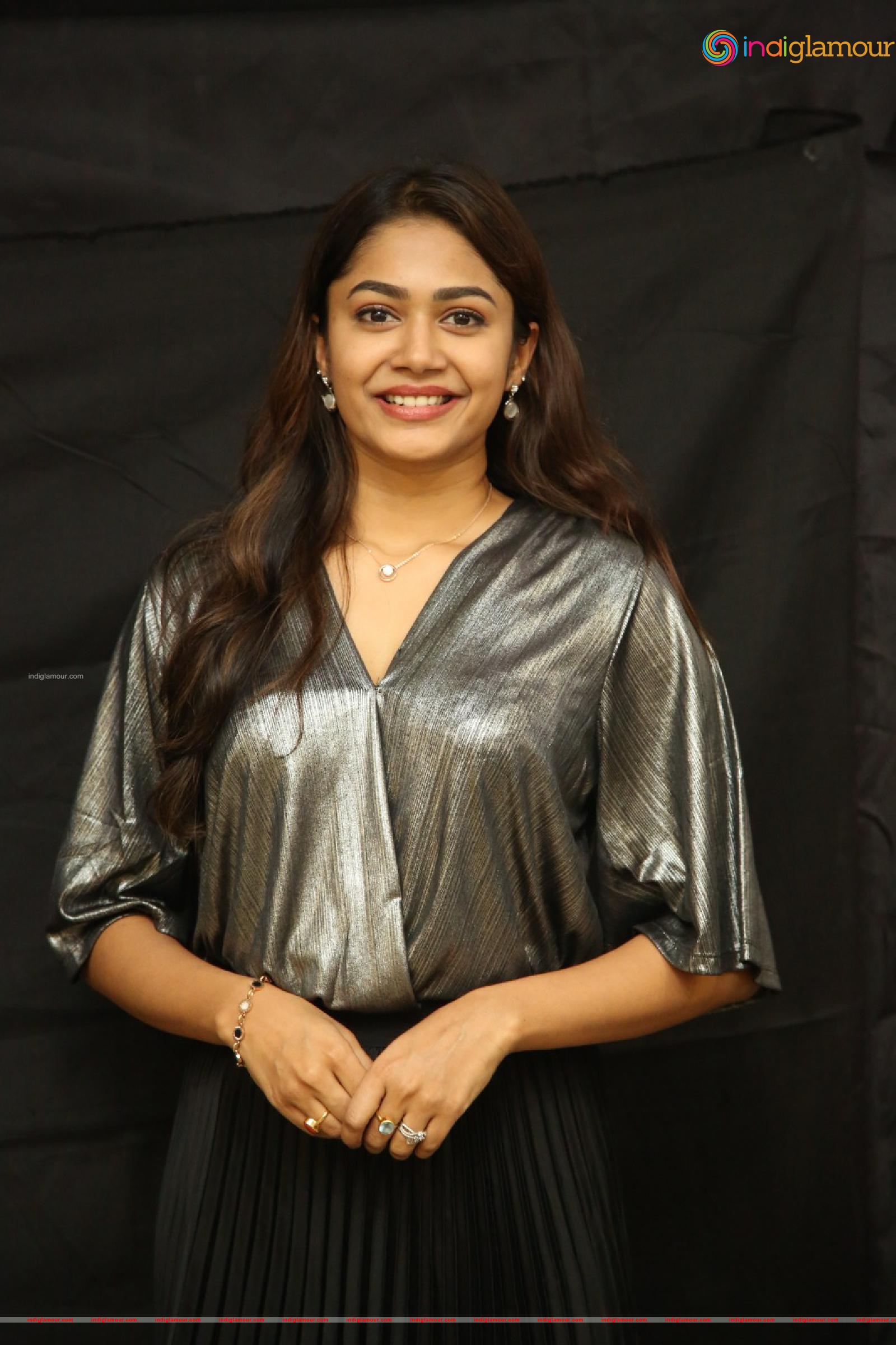 Jasmine Actress hd photo