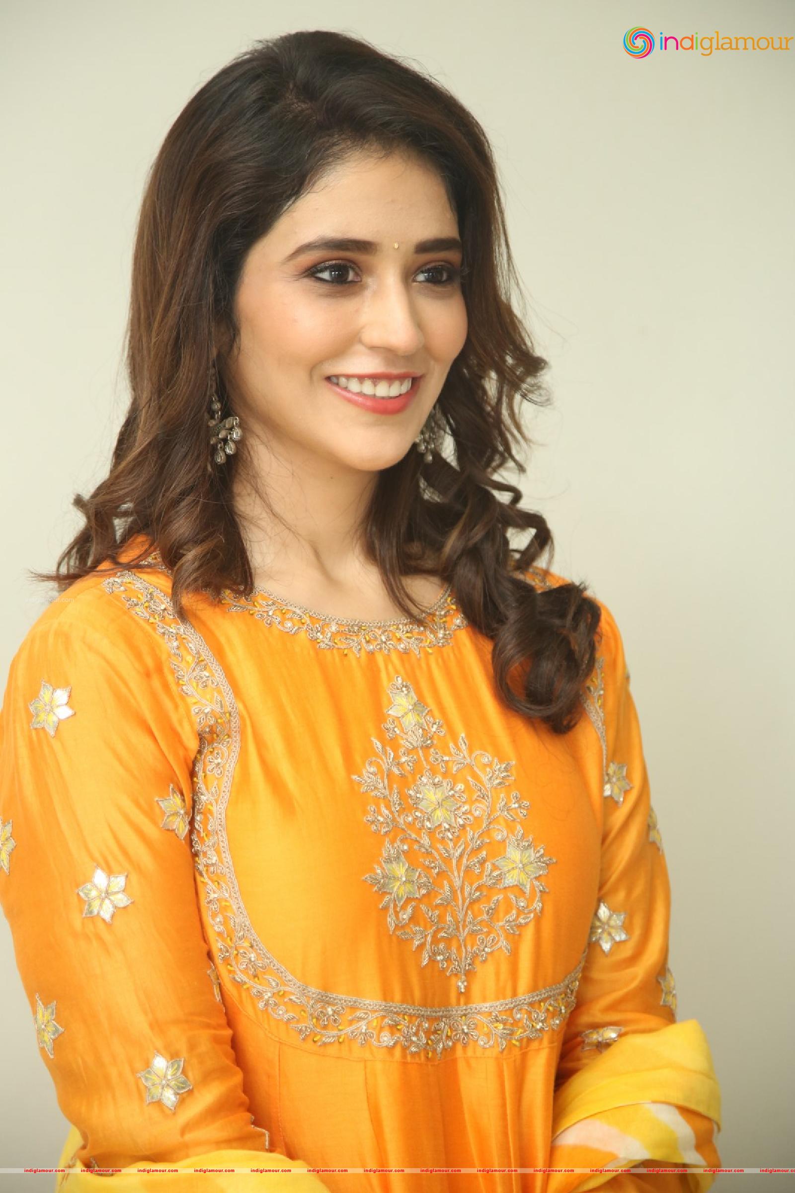 Priyanka Jawalkar Actress hd photo