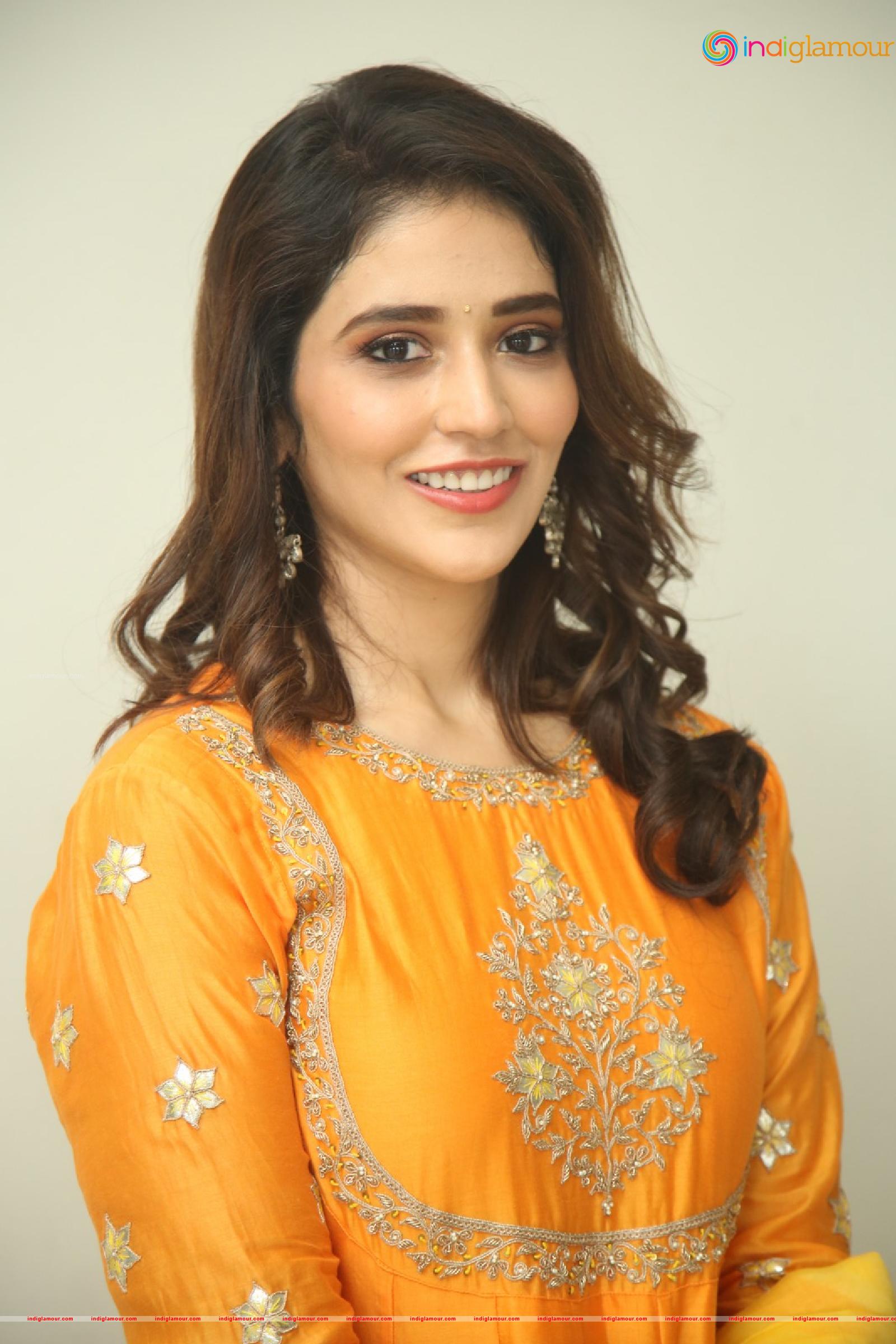 Priyanka Jawalkar Actress hd photo