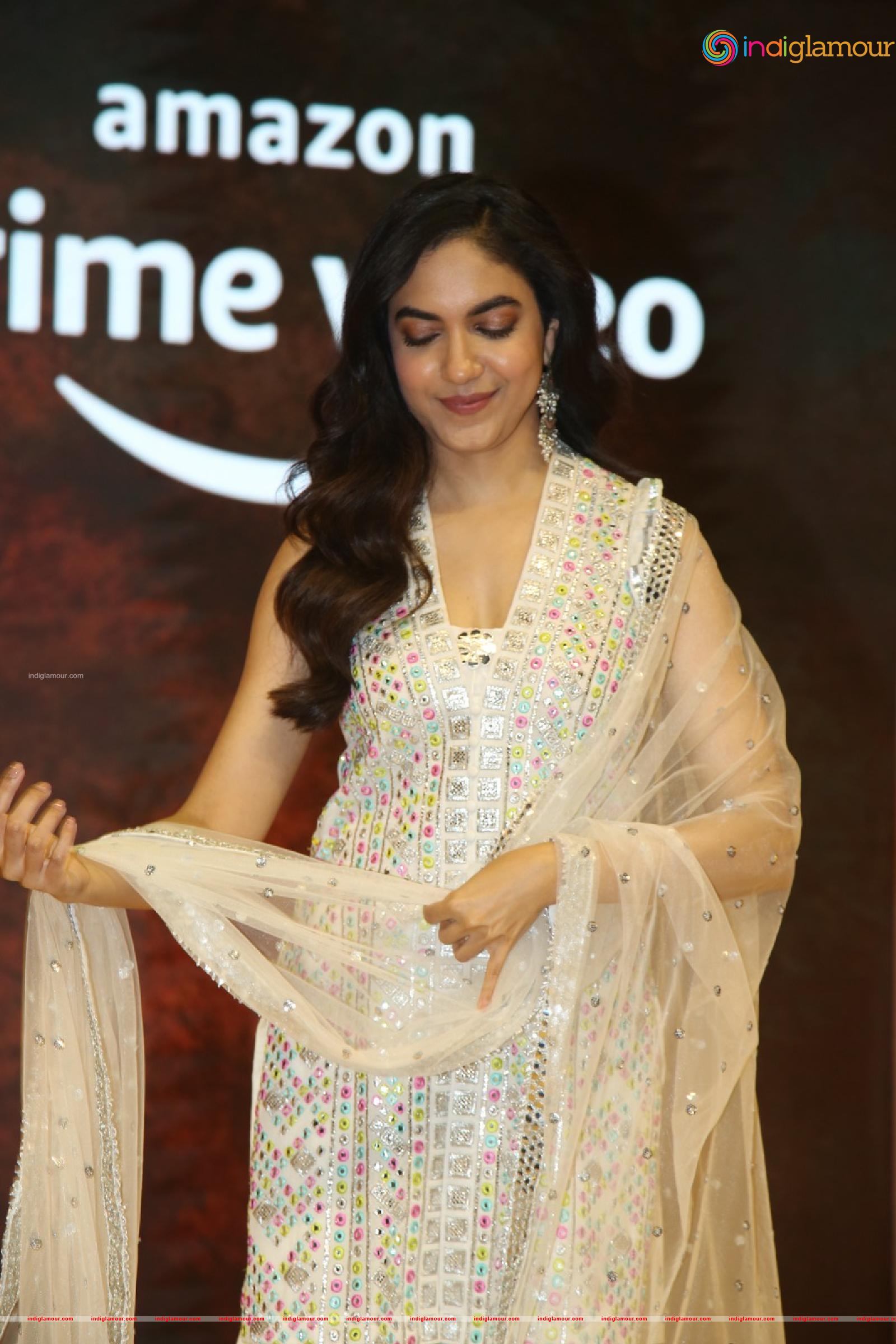 Ritu Varma Actress hd photo