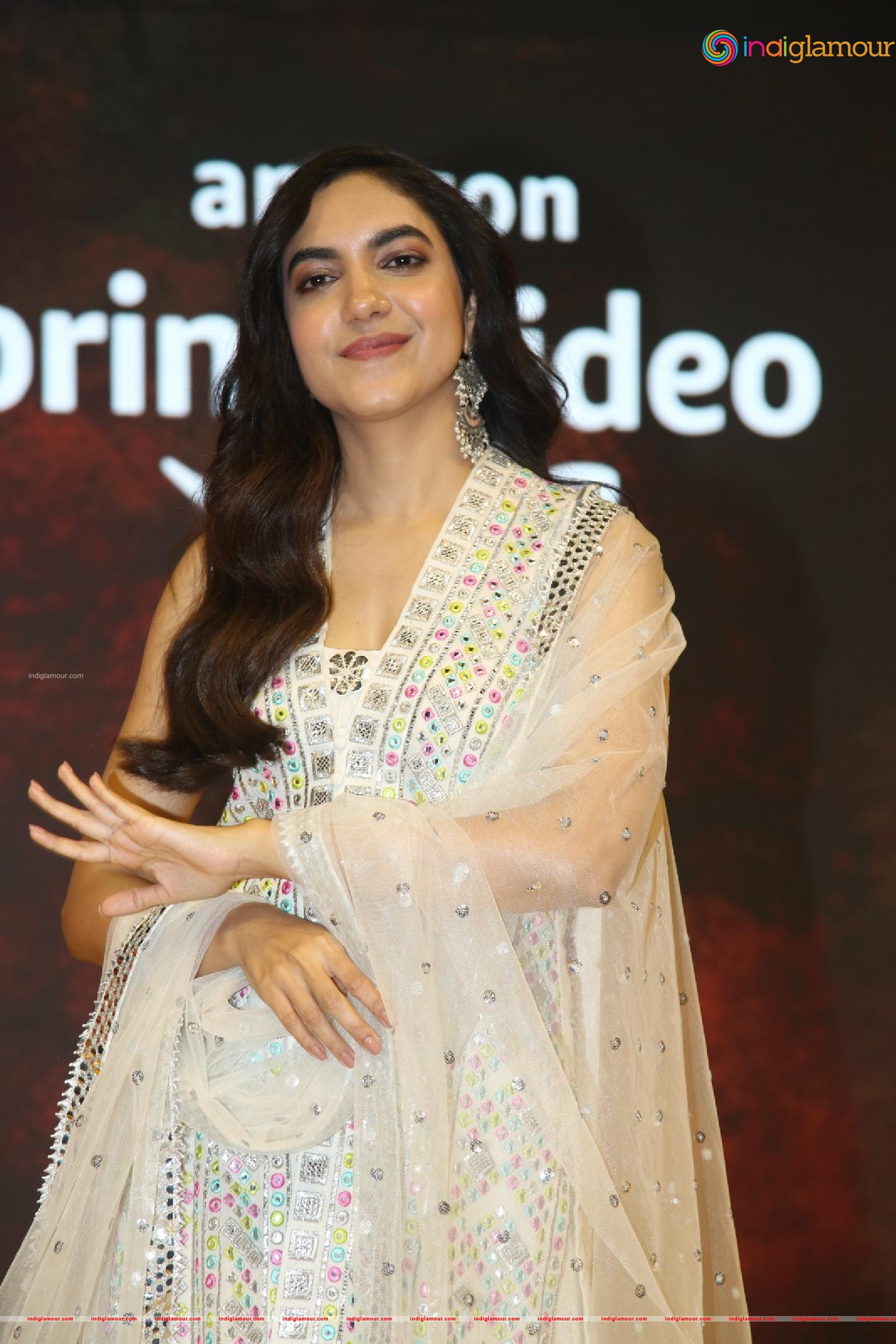 Ritu Varma Actress hd photo