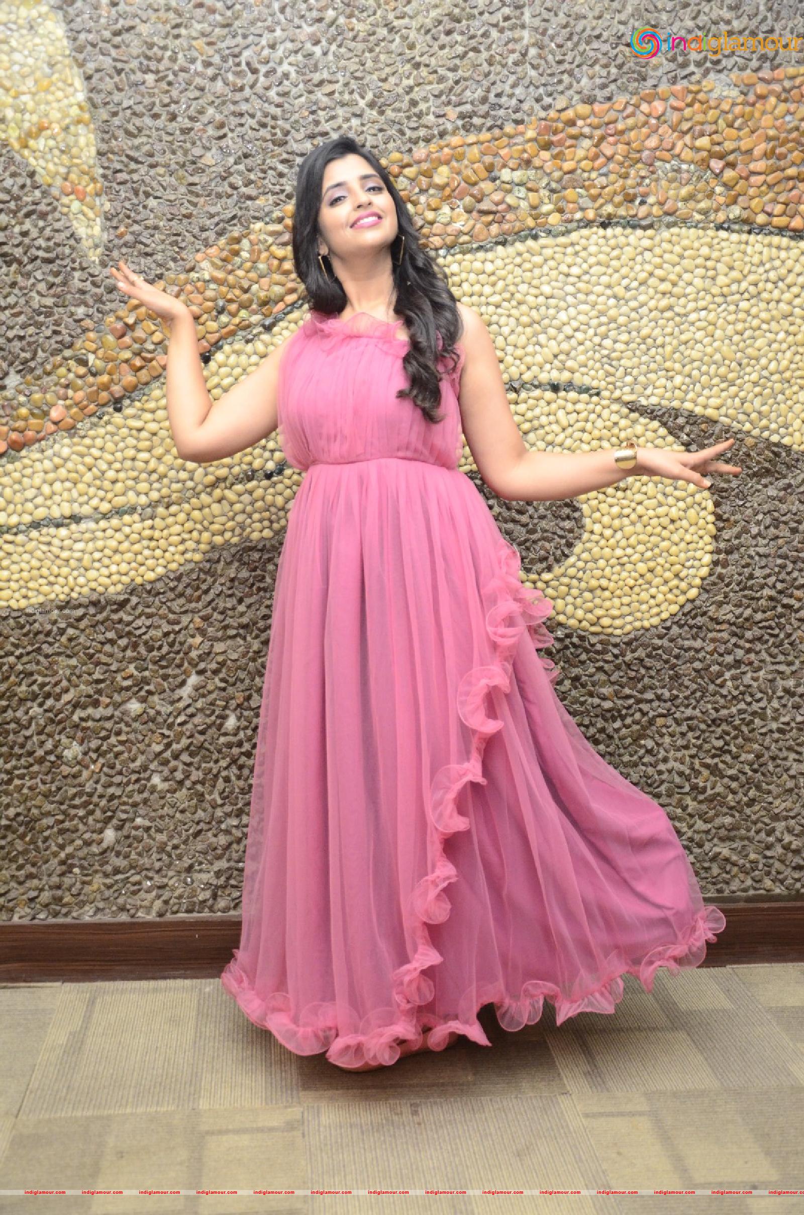 Syamala Actress hd photo