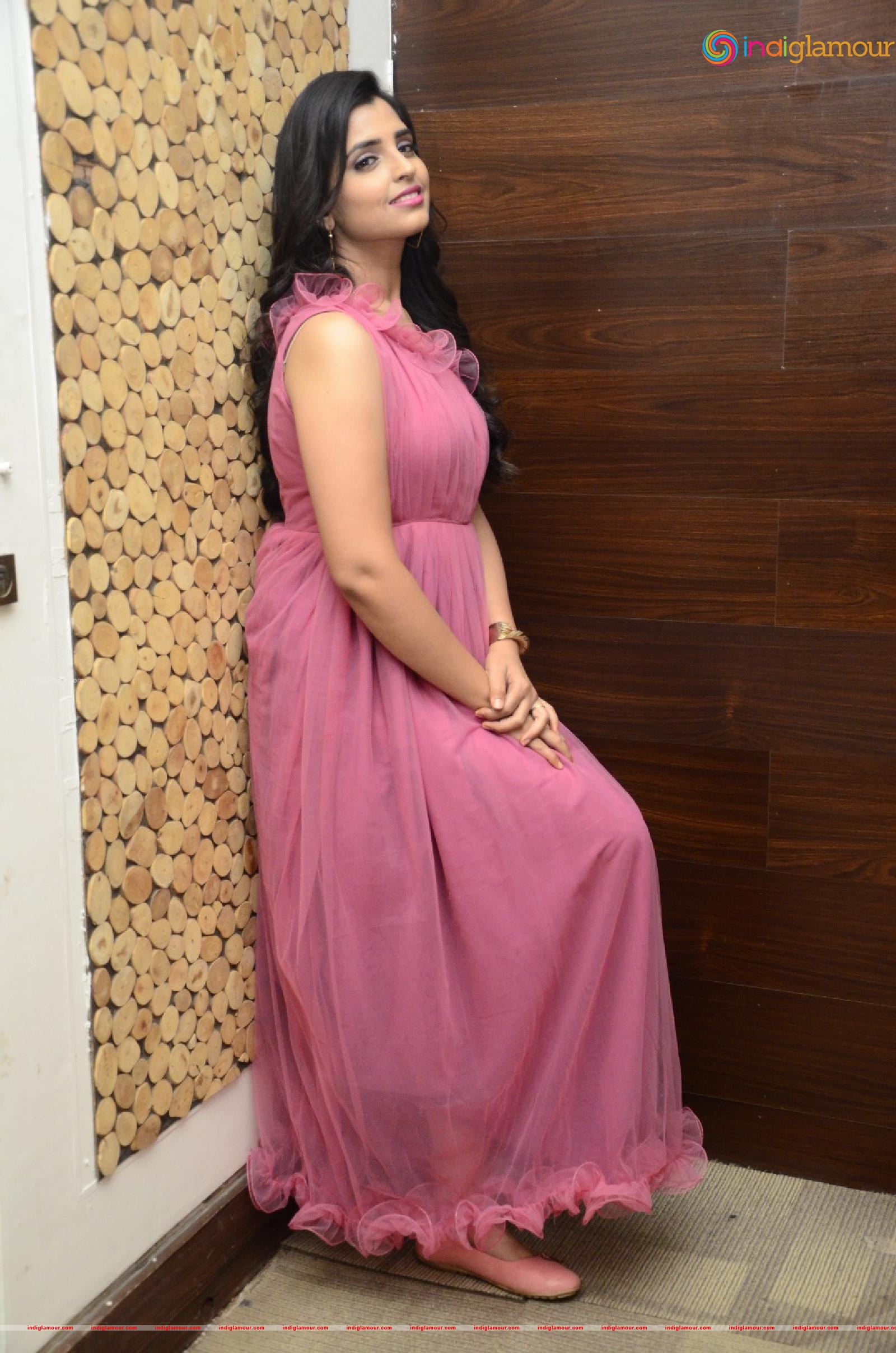 Syamala Actress hd photo