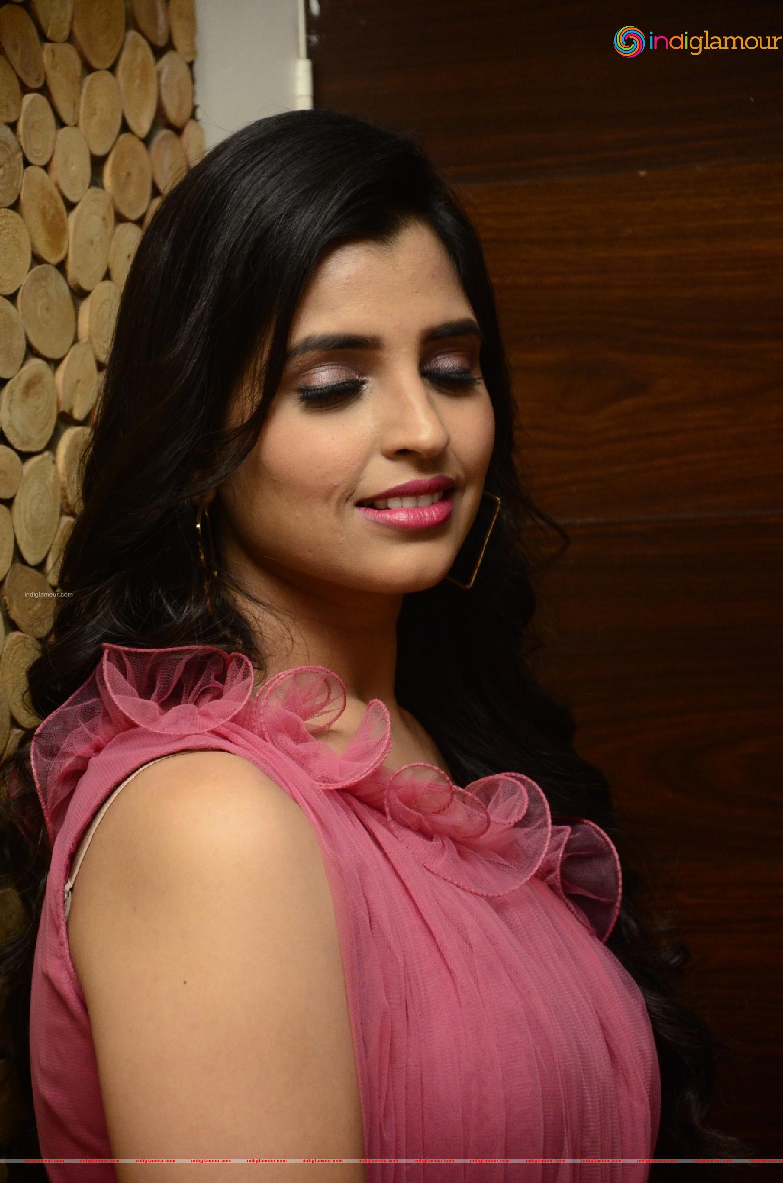 Syamala Actress hd photo