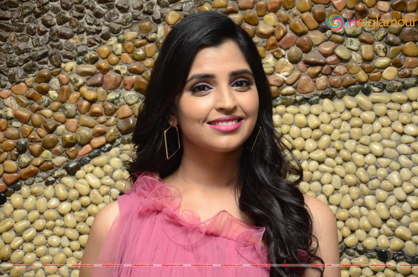 Syamala Actress hd photo