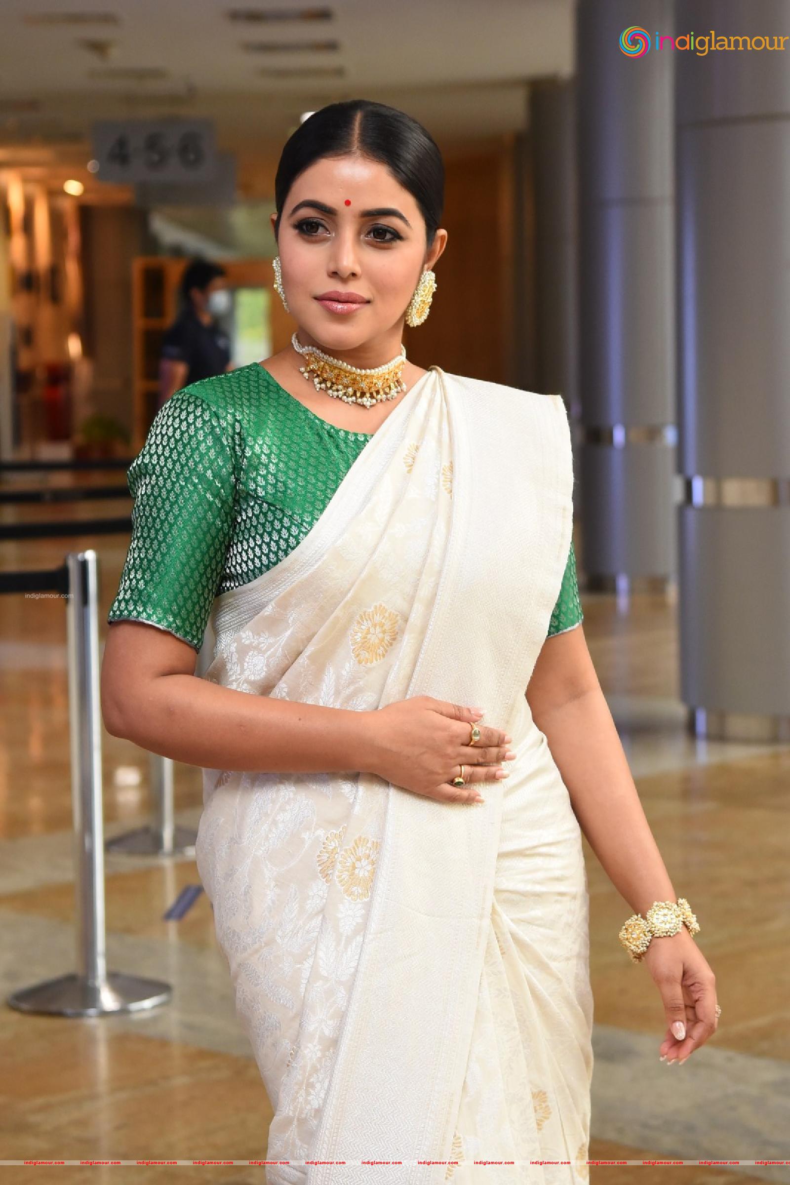 Shamna Kasim Actress hd photo