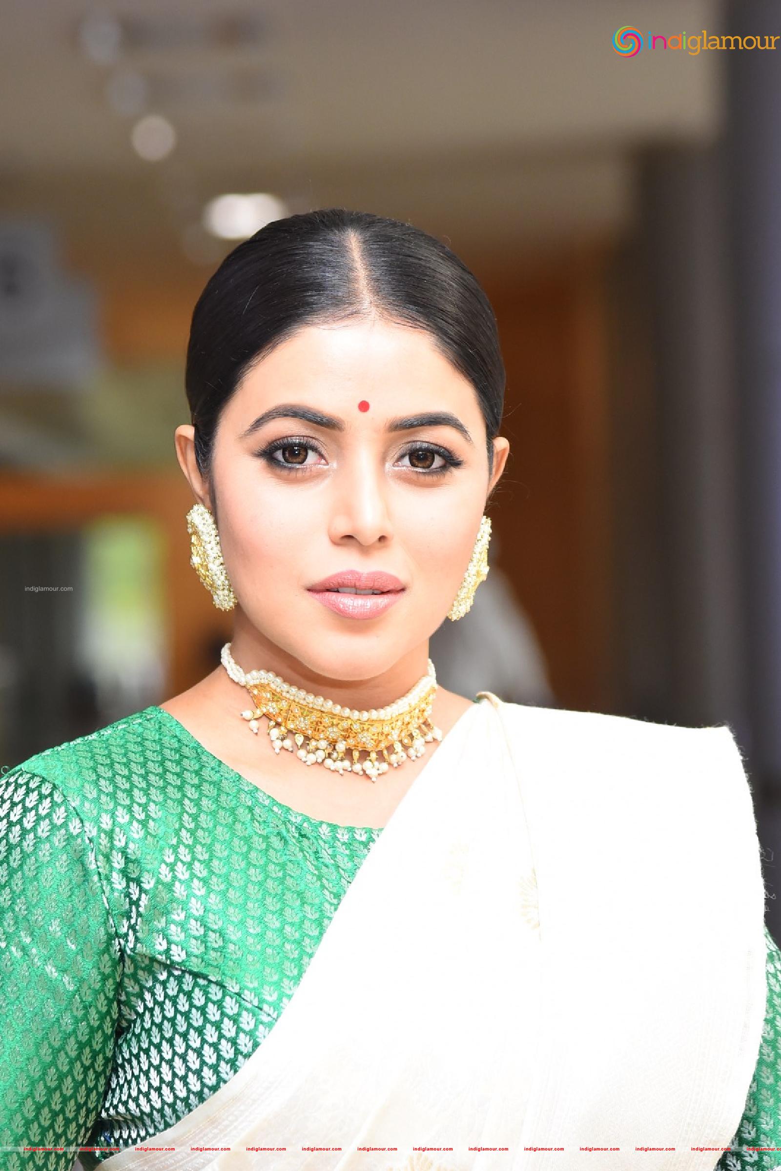 Shamna Kasim Actress hd photo