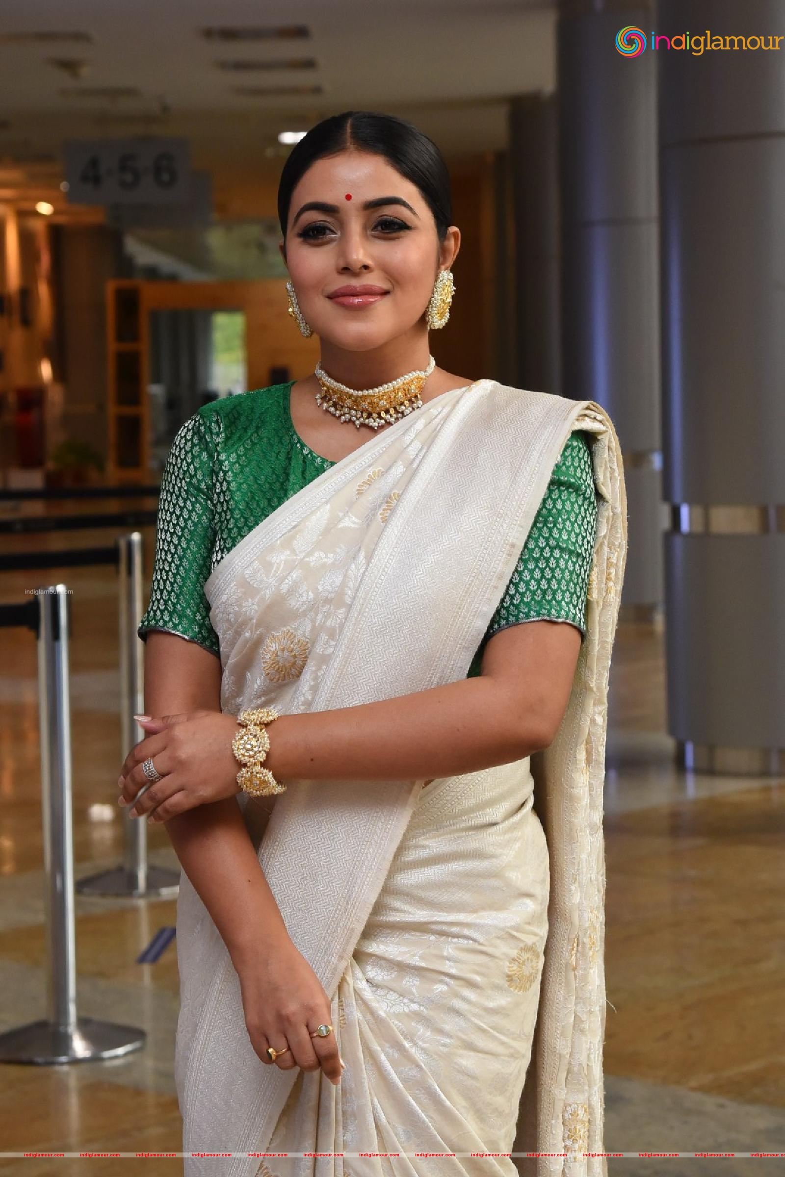 Shamna Kasim Actress hd photo