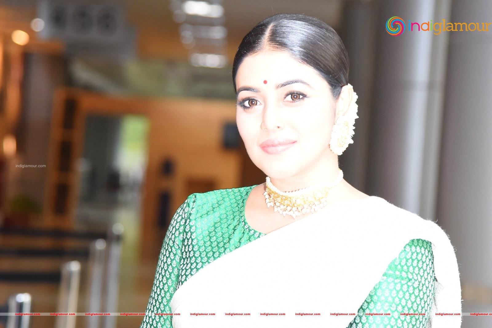 Shamna Kasim Actress hd photo