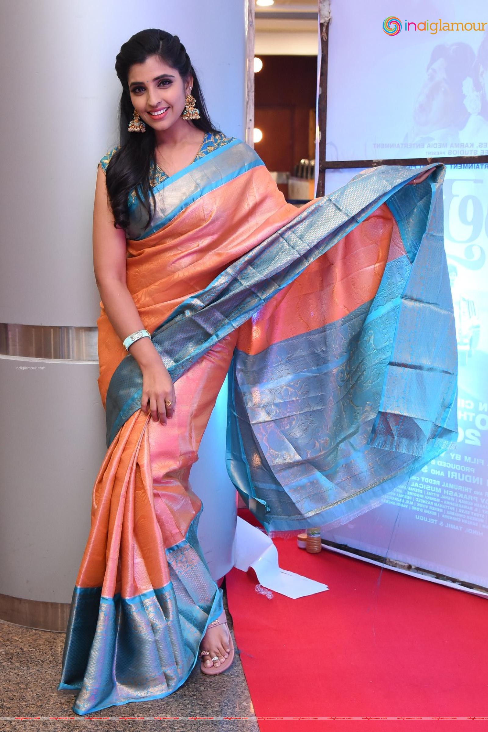 Syamala Actress hd photo
