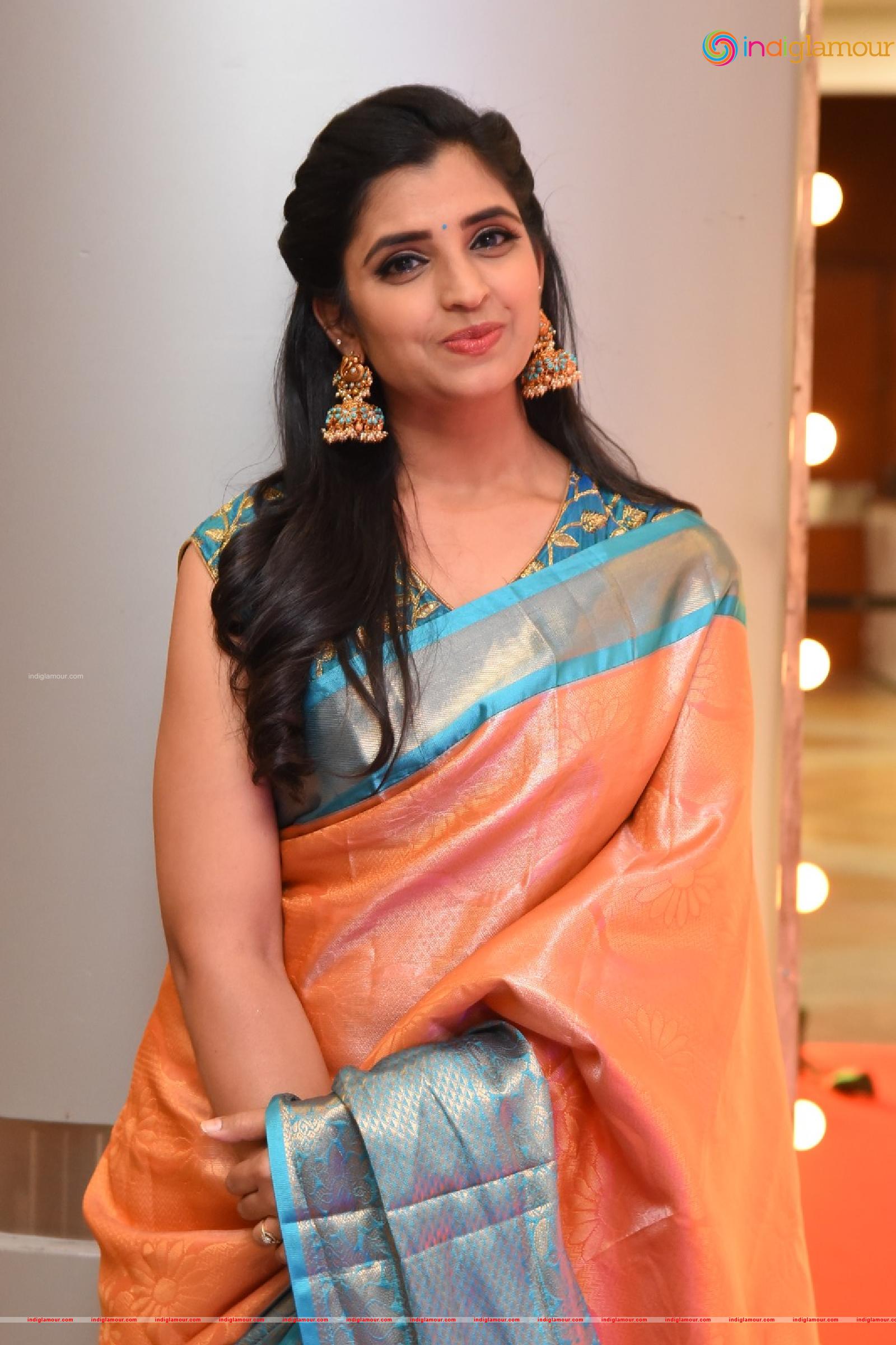 Syamala Actress hd photo