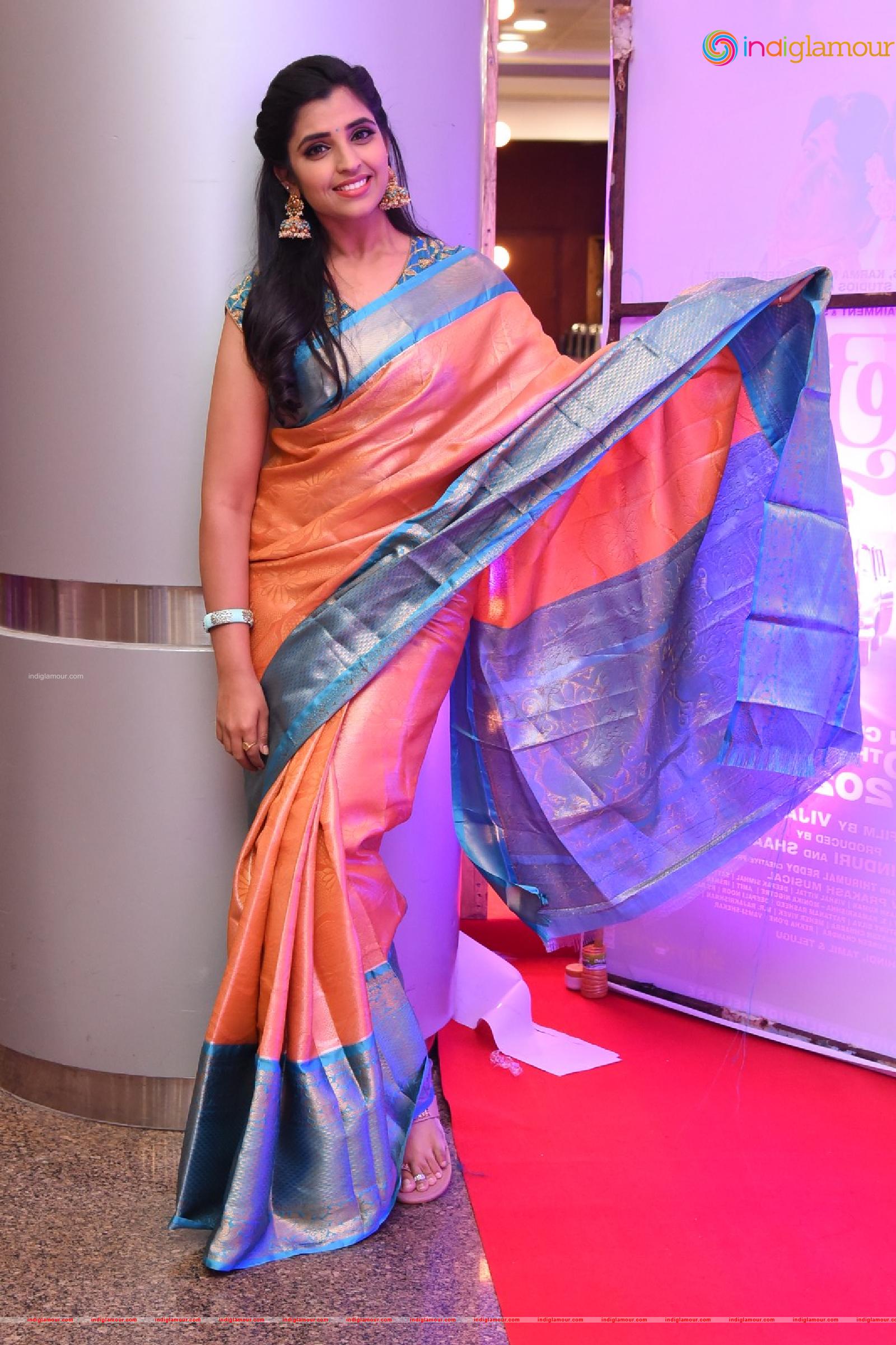 Syamala Actress hd photo