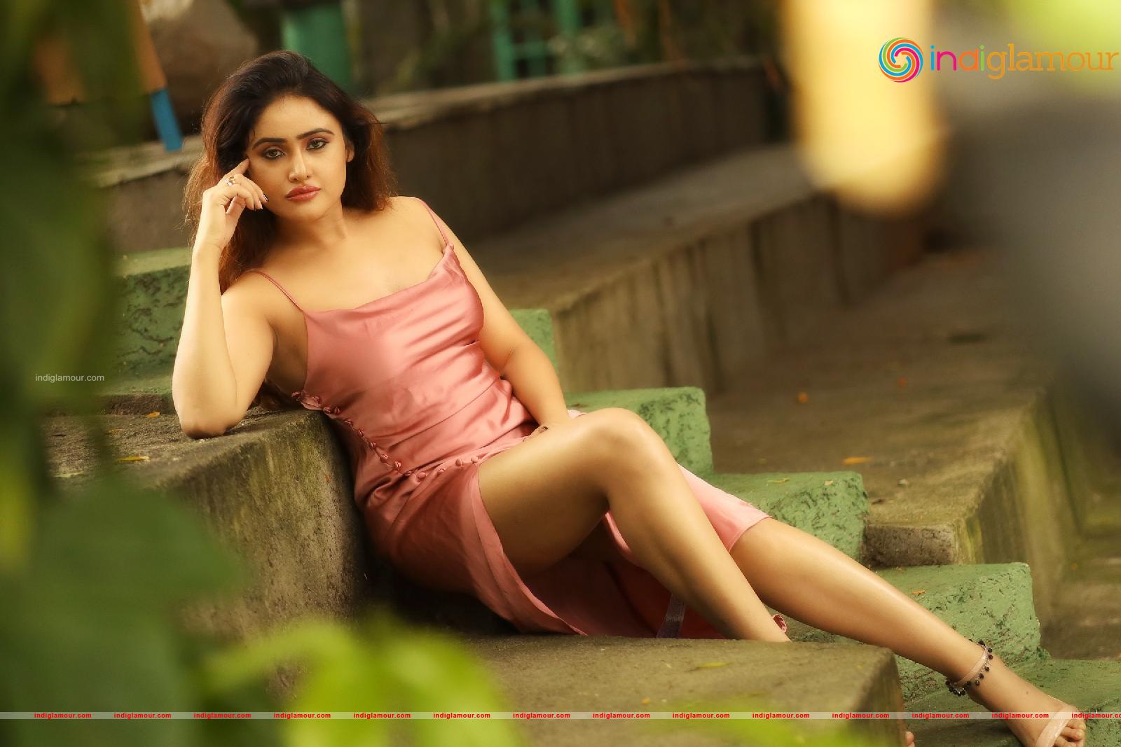Sony Charista Actress hd photo