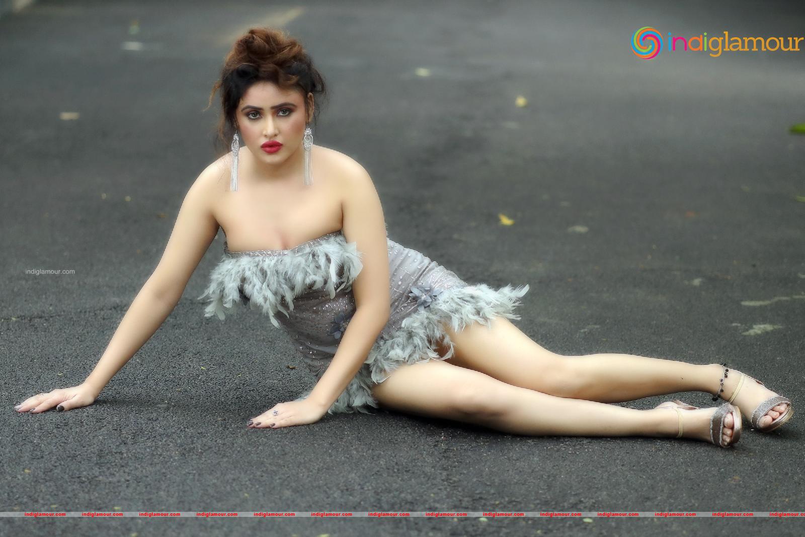 Sony Charista Actress hd photo