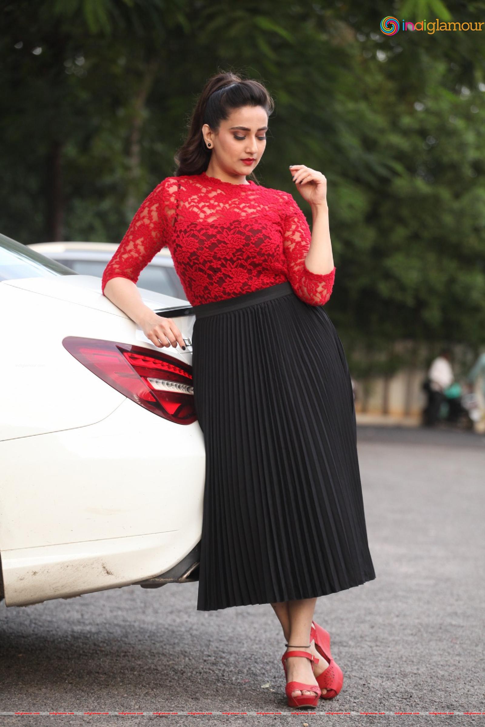 Manjusha Actress hd photo