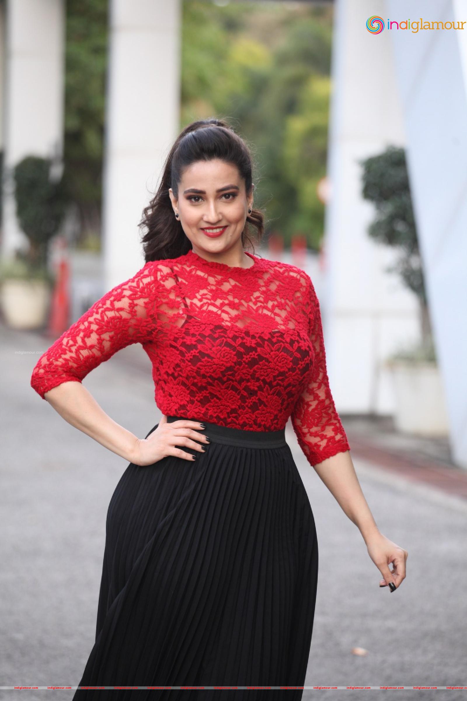 Manjusha Actress hd photo