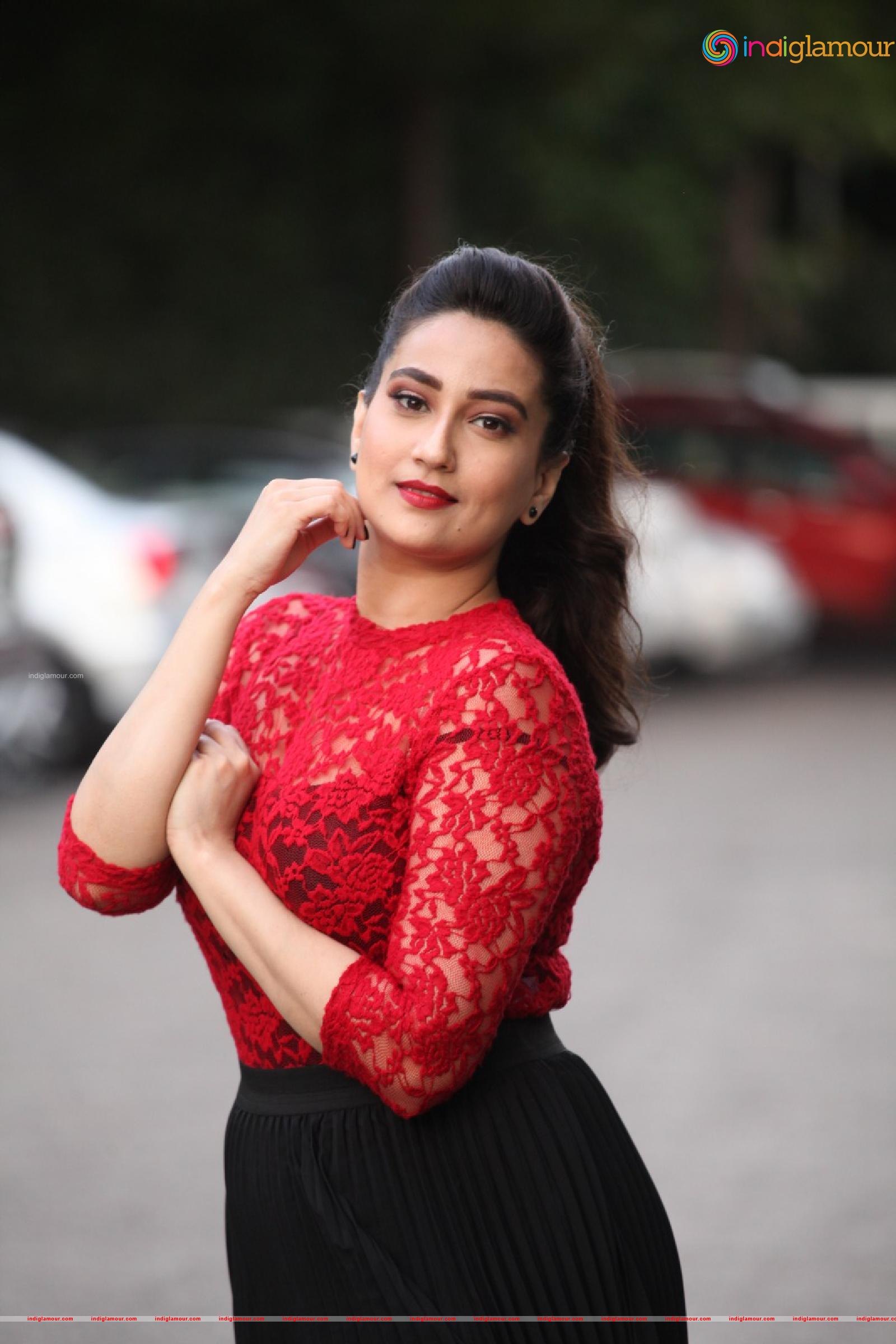 Manjusha Actress hd photo