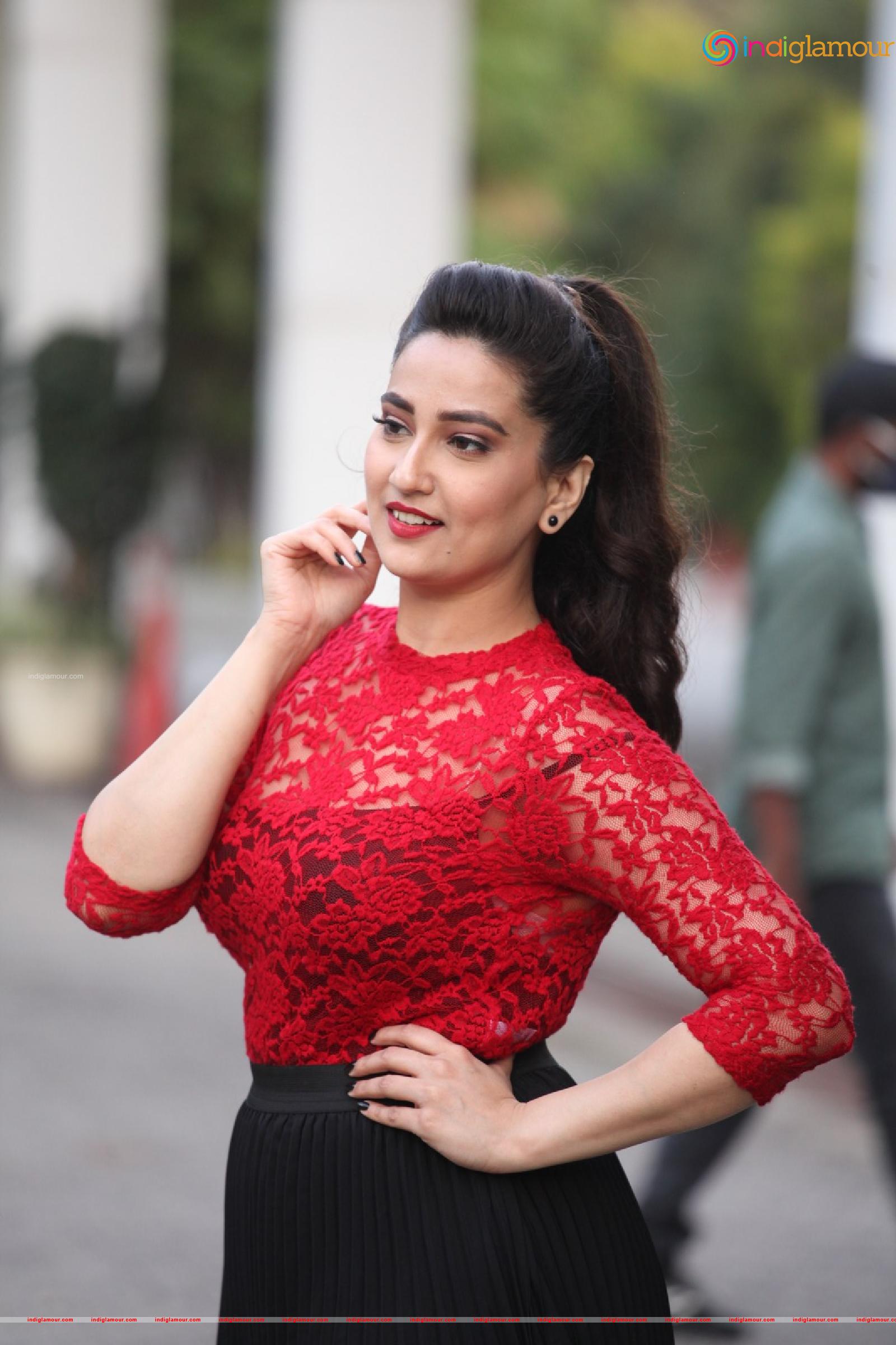 Manjusha Actress hd photo
