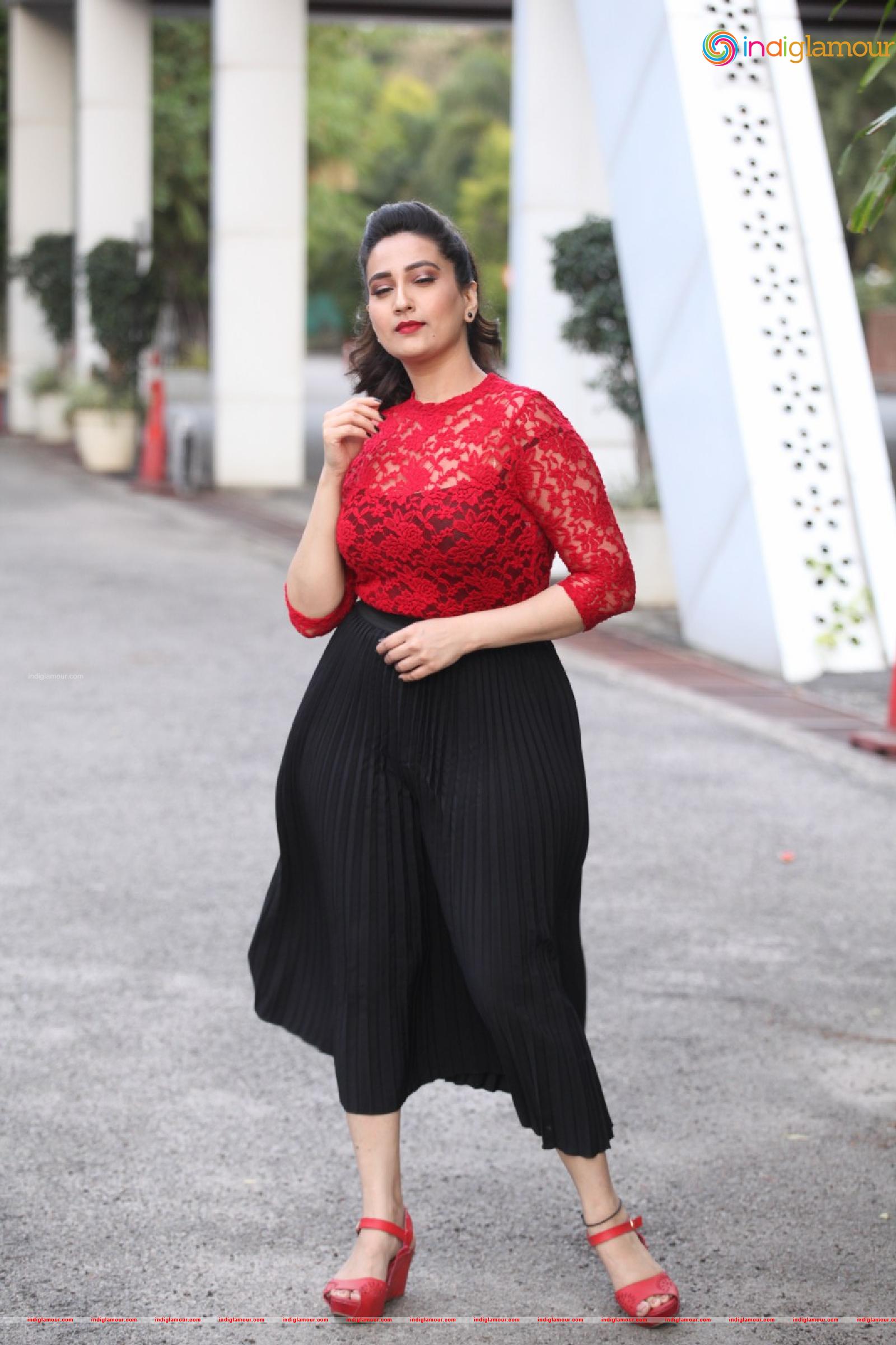 Manjusha Actress hd photo