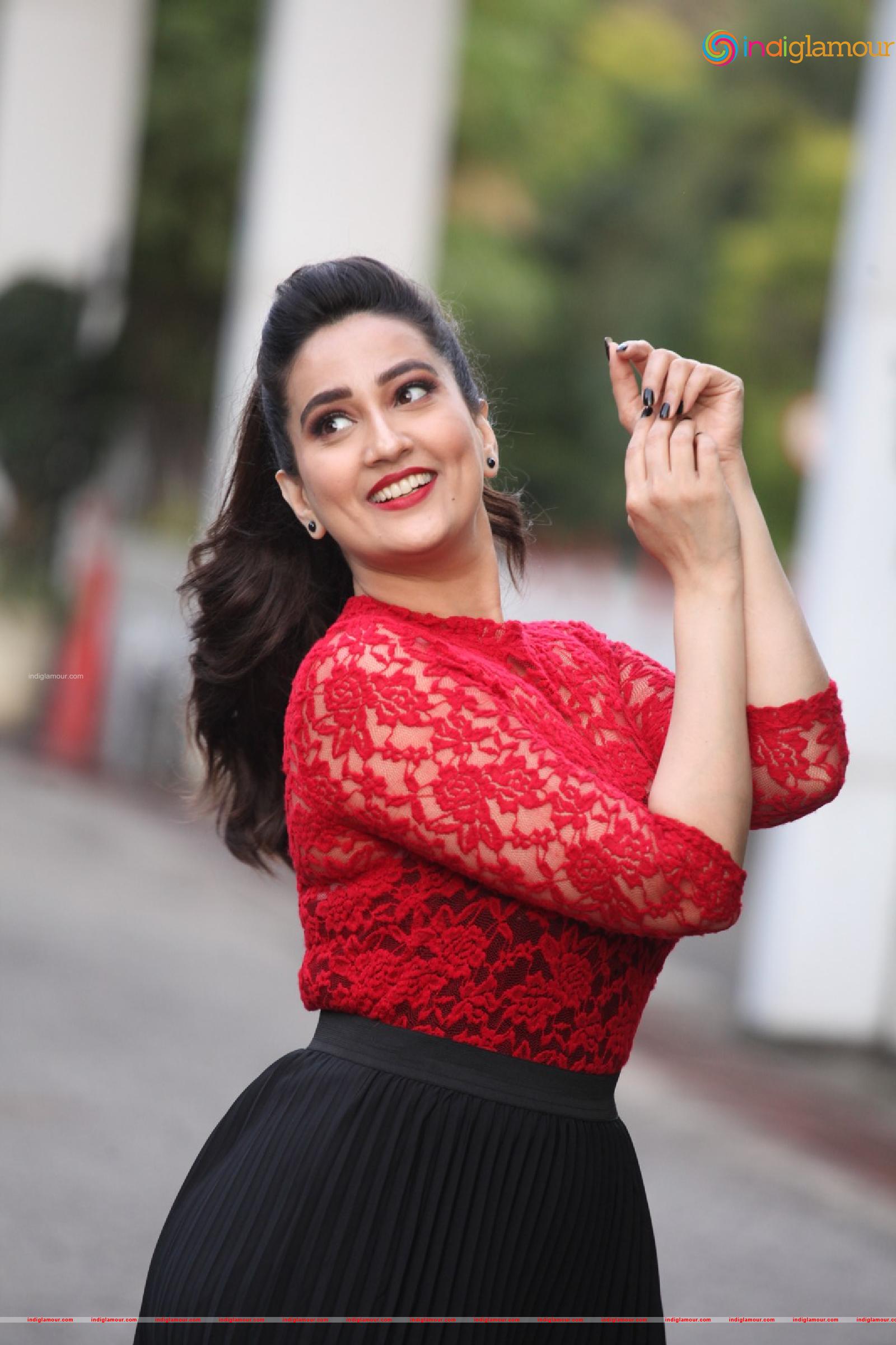 Manjusha Actress hd photo