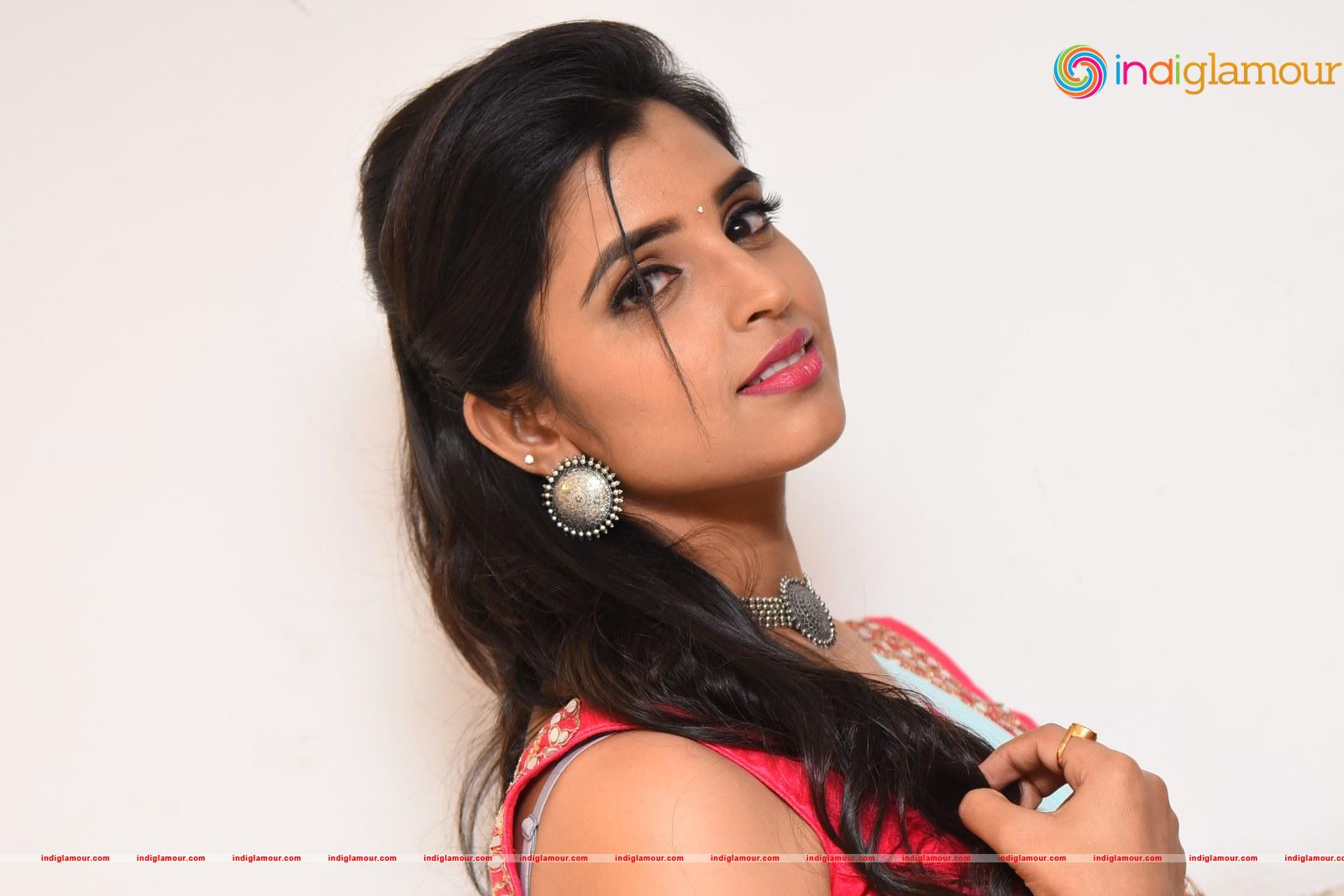 Syamala Actress hd photo