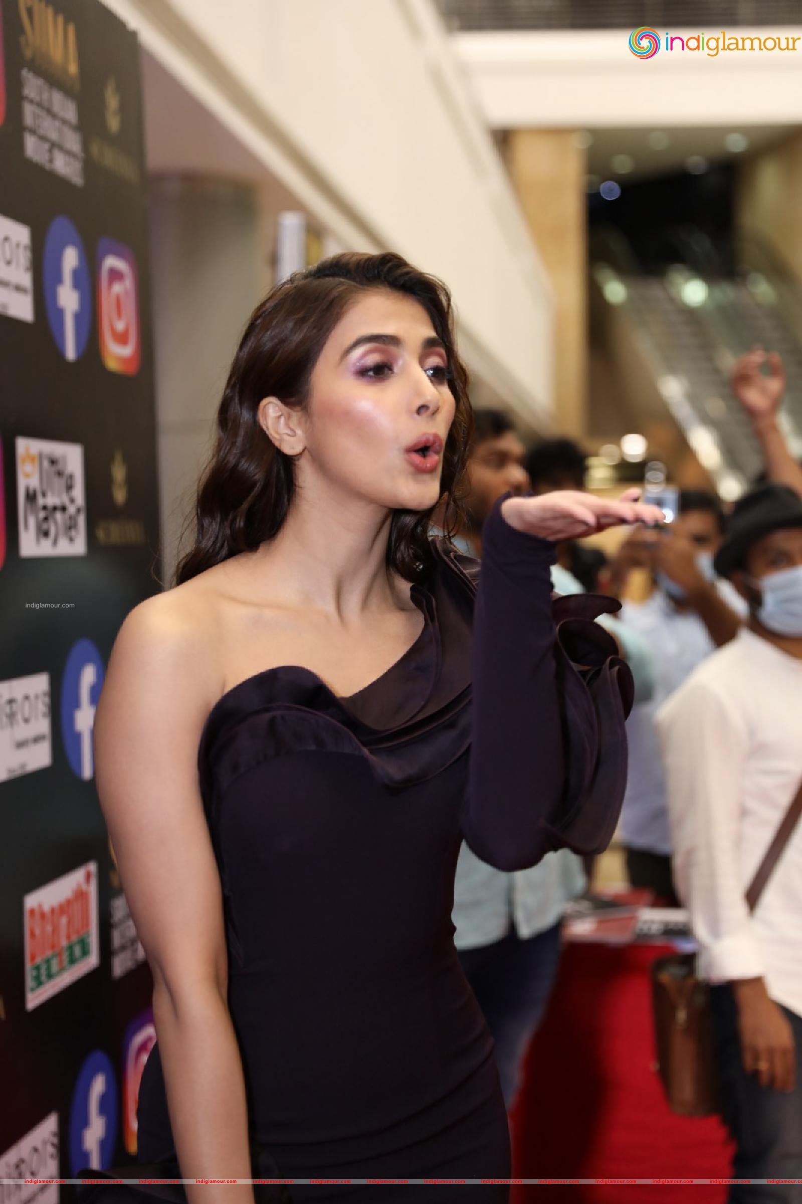 Pooja Hegde Actress hd photo