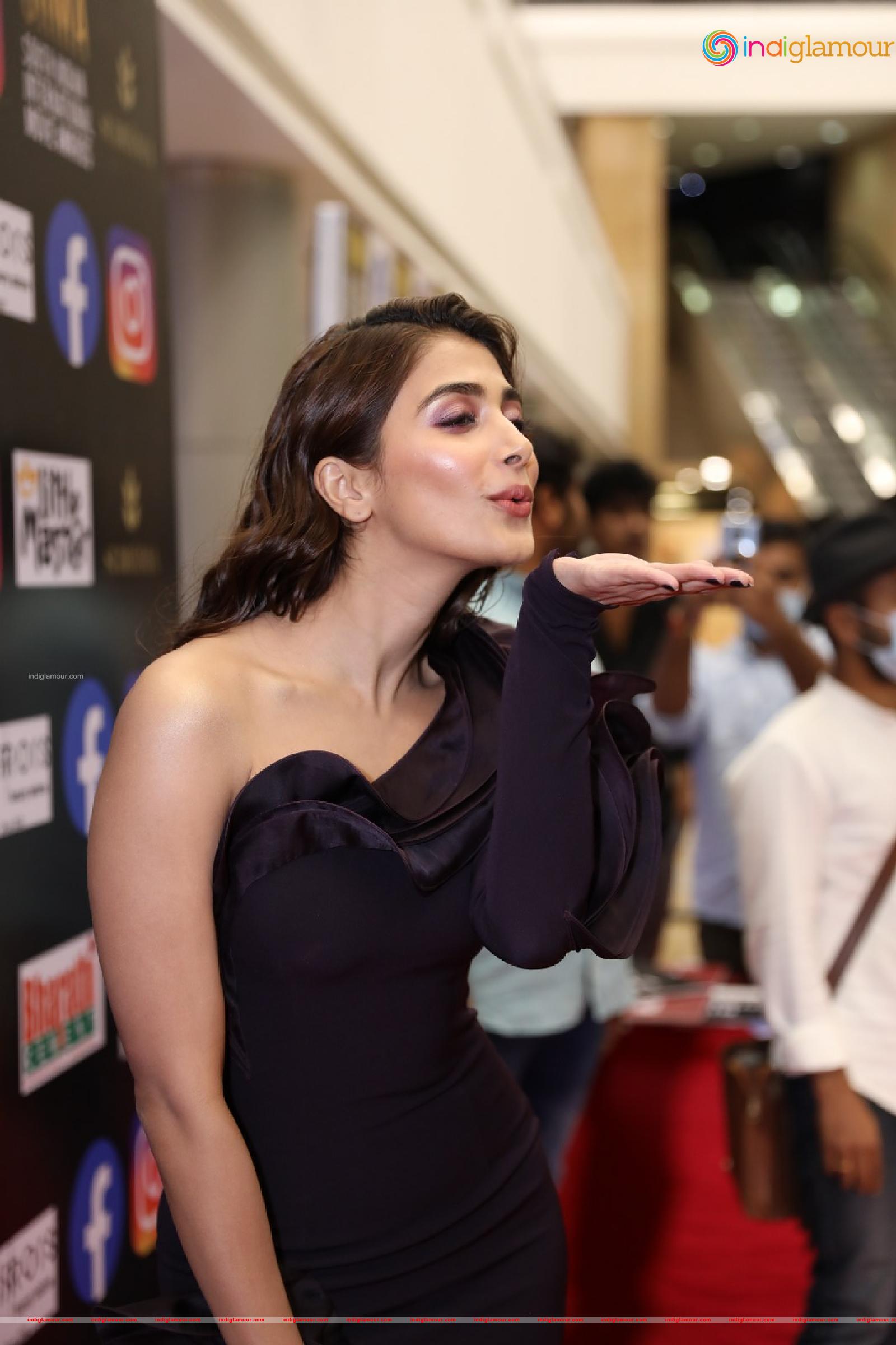 Pooja Hegde Actress hd photo