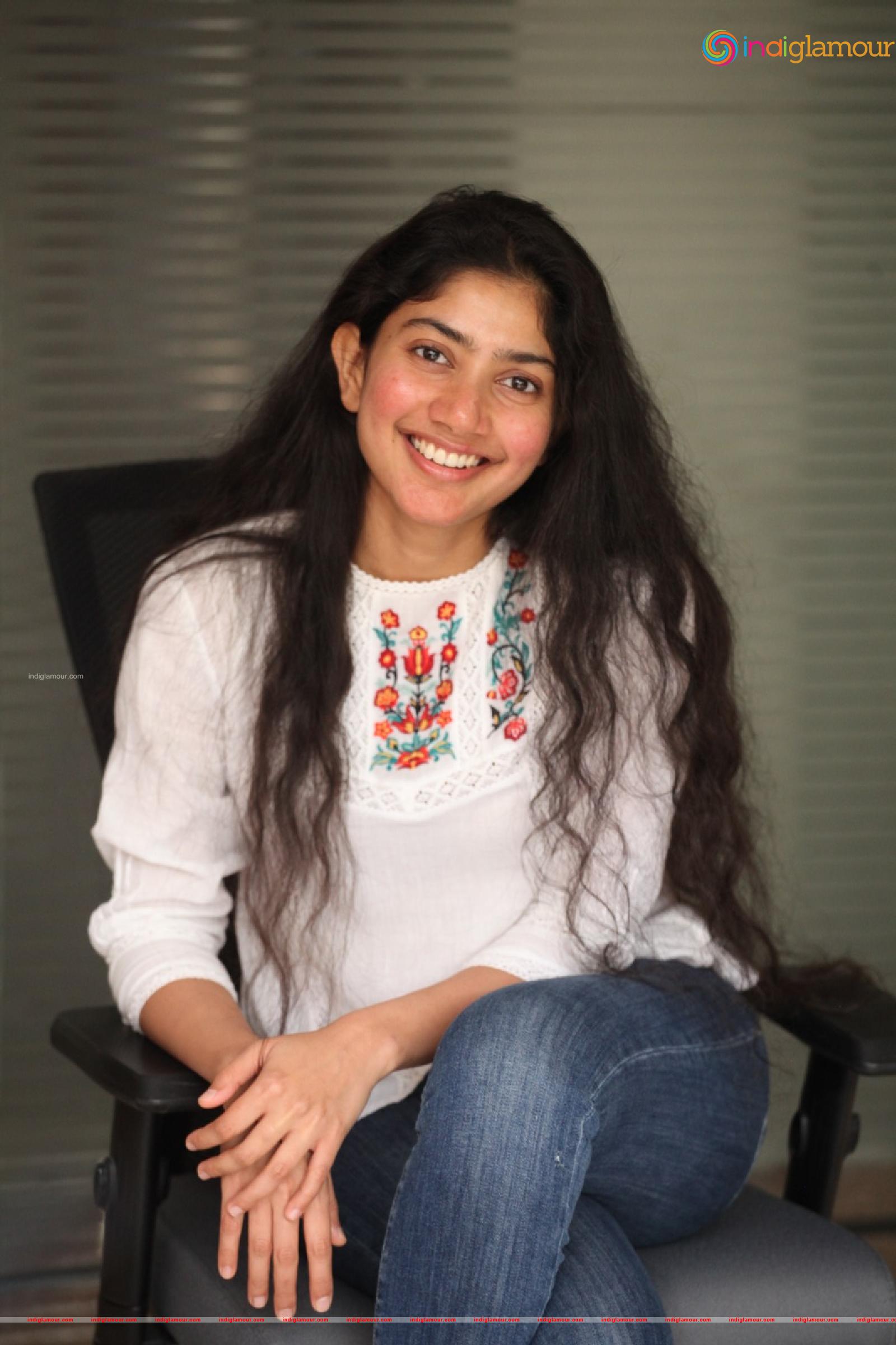 Sai Pallavi Actress hd photo