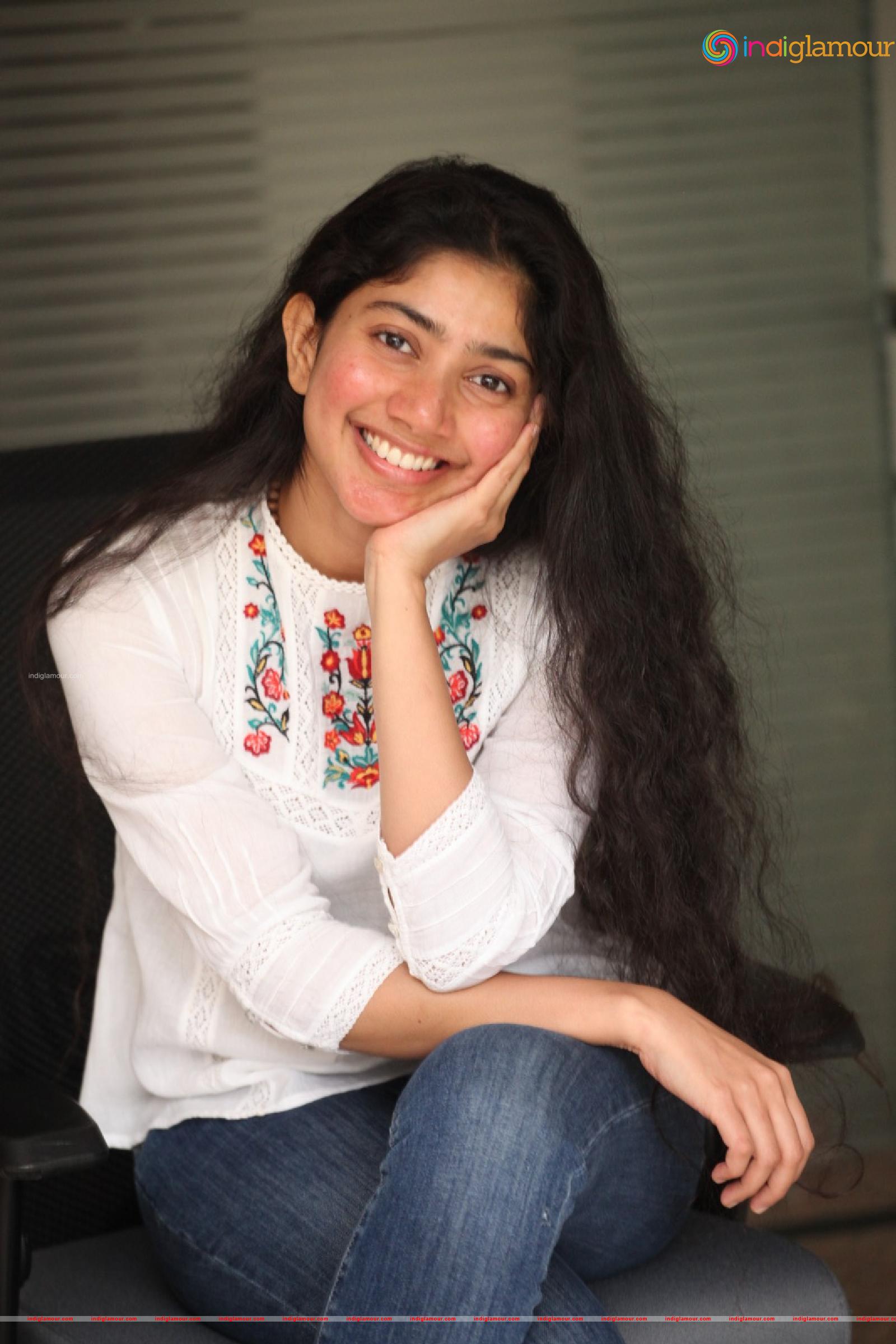 Sai Pallavi Actress hd photo
