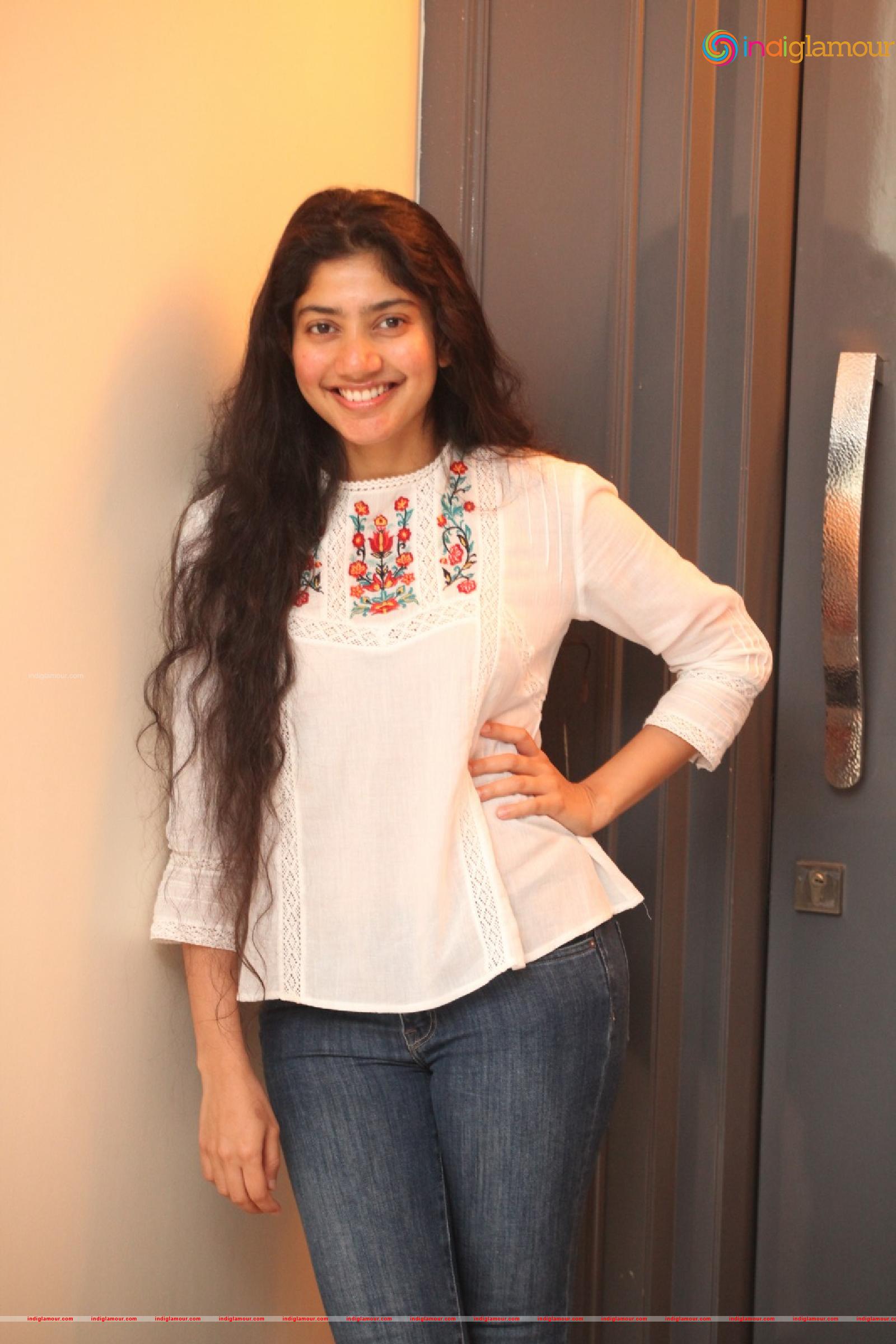 Sai Pallavi Actress hd photo