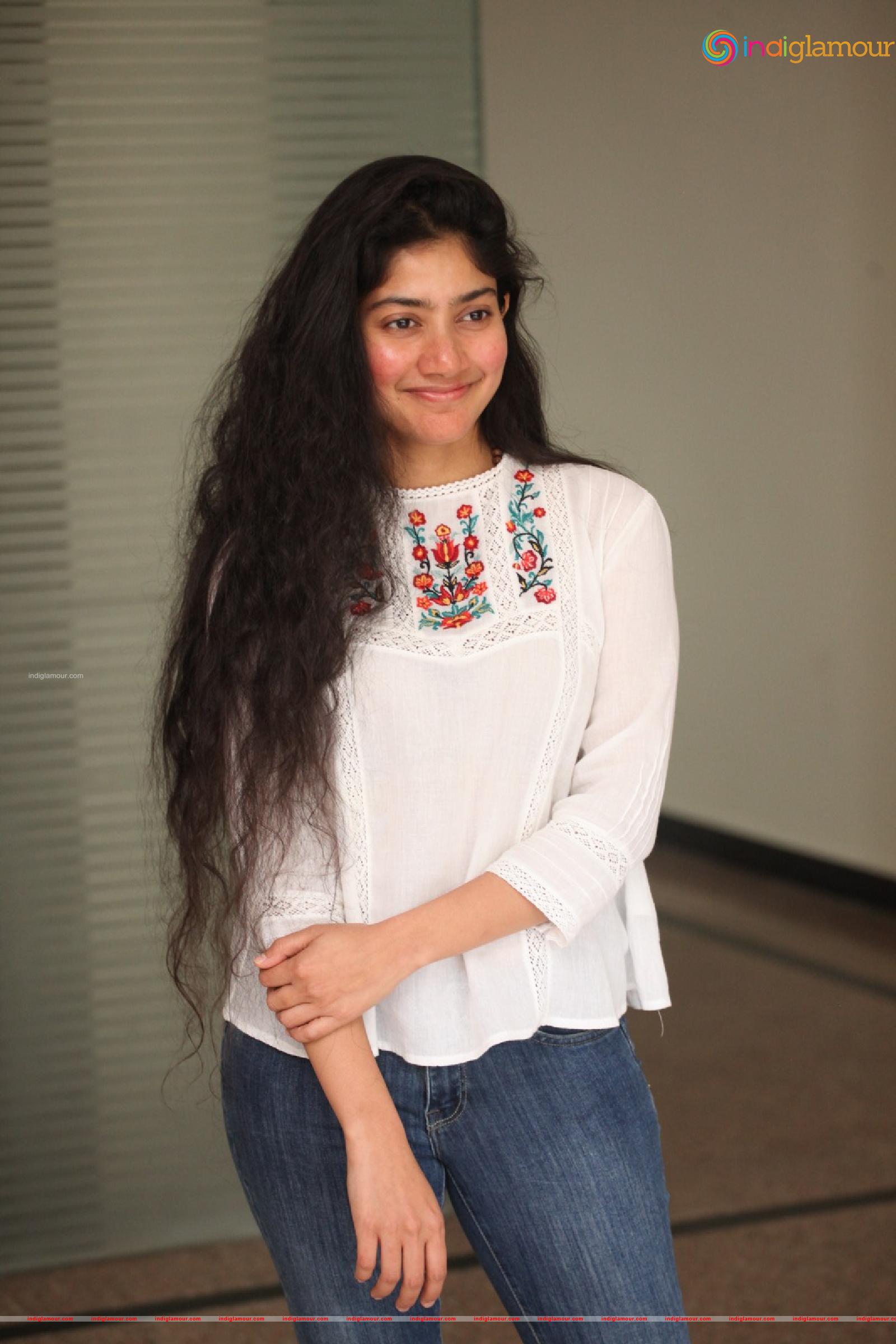 Sai Pallavi Actress hd photo