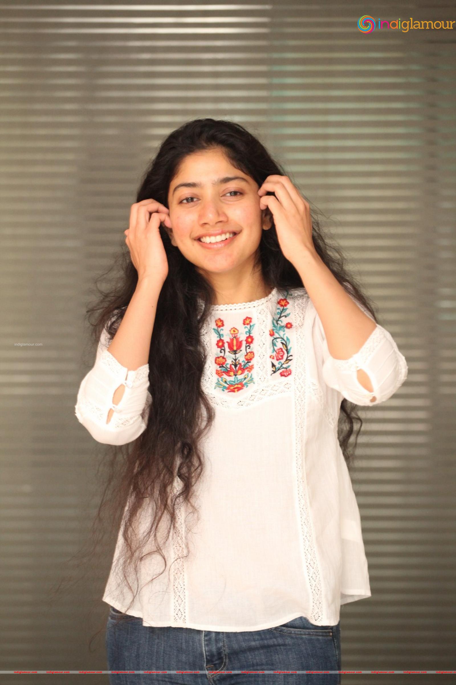 Sai Pallavi Actress hd photo