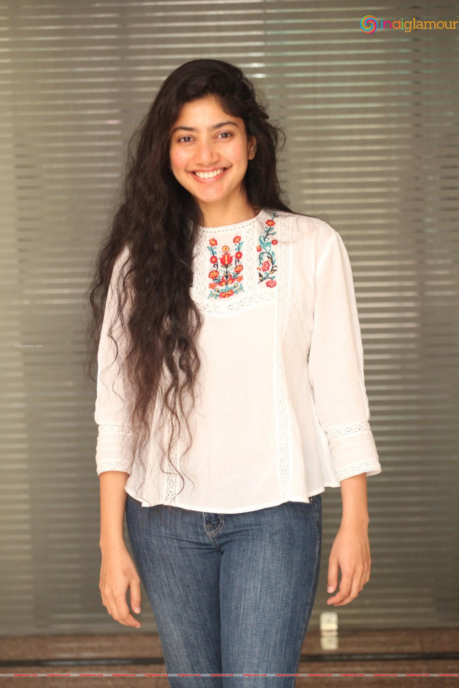 Sai Pallavi Actress hd photo