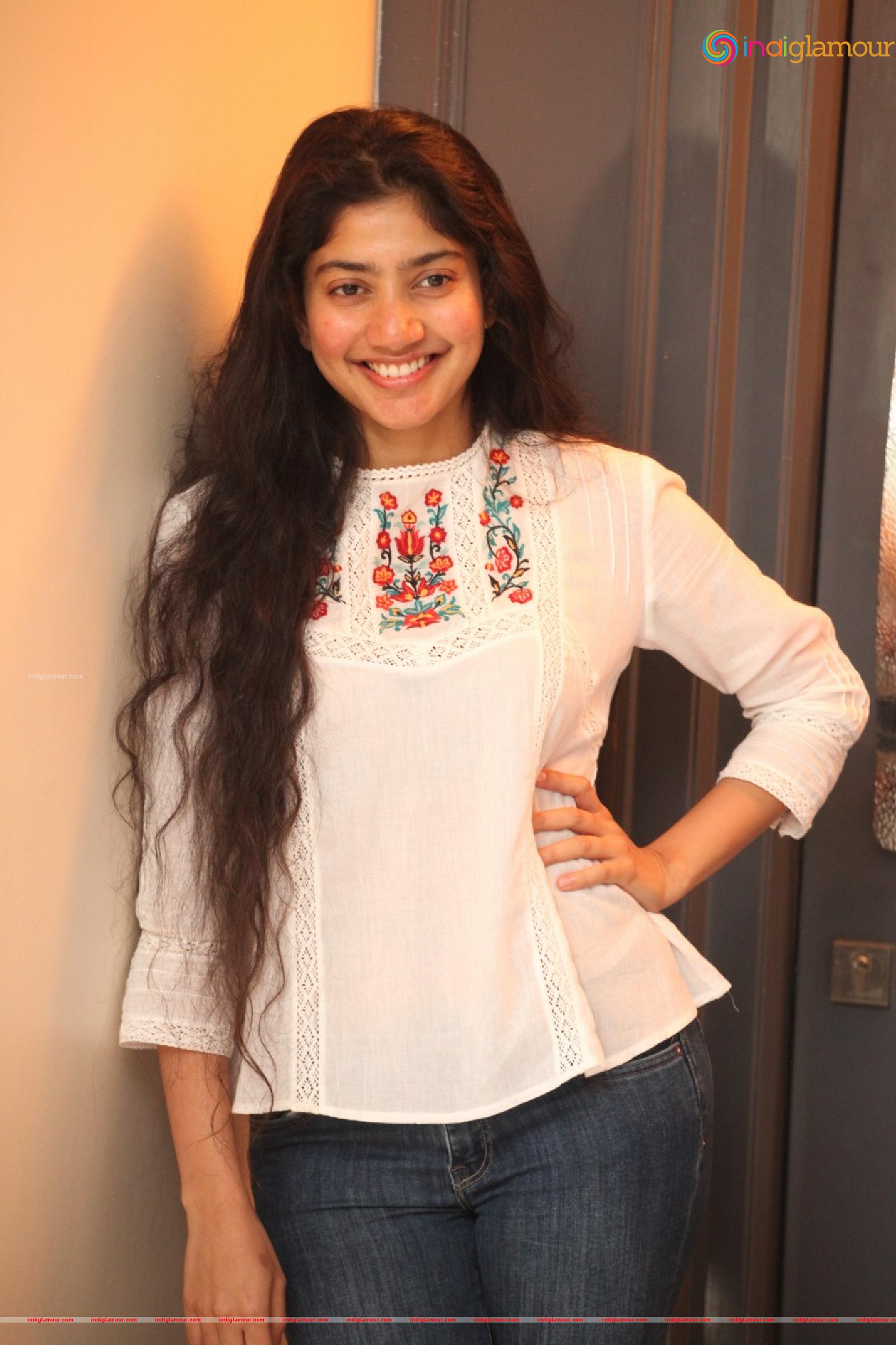 Sai Pallavi Actress hd photo