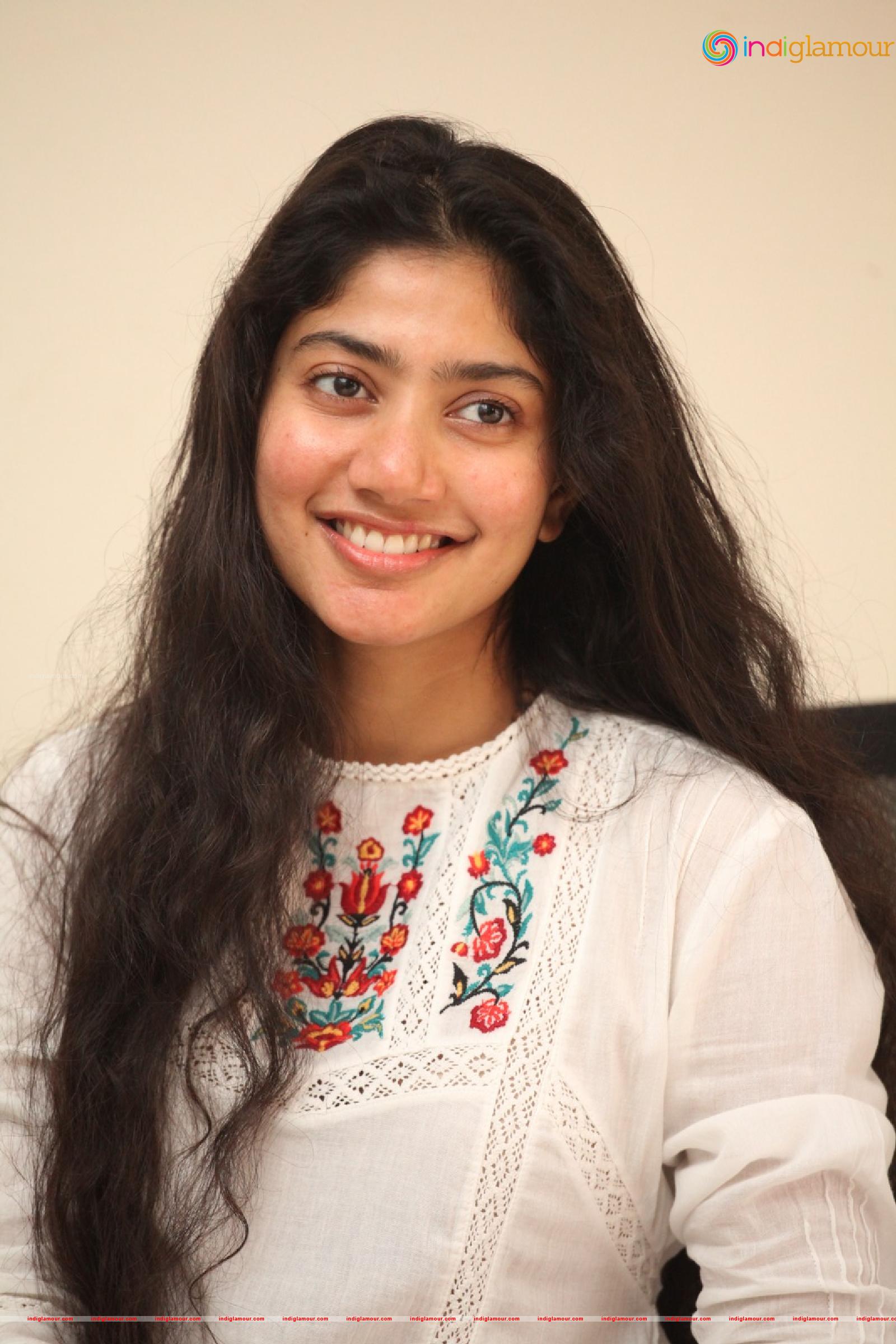 Sai Pallavi Actress hd photo