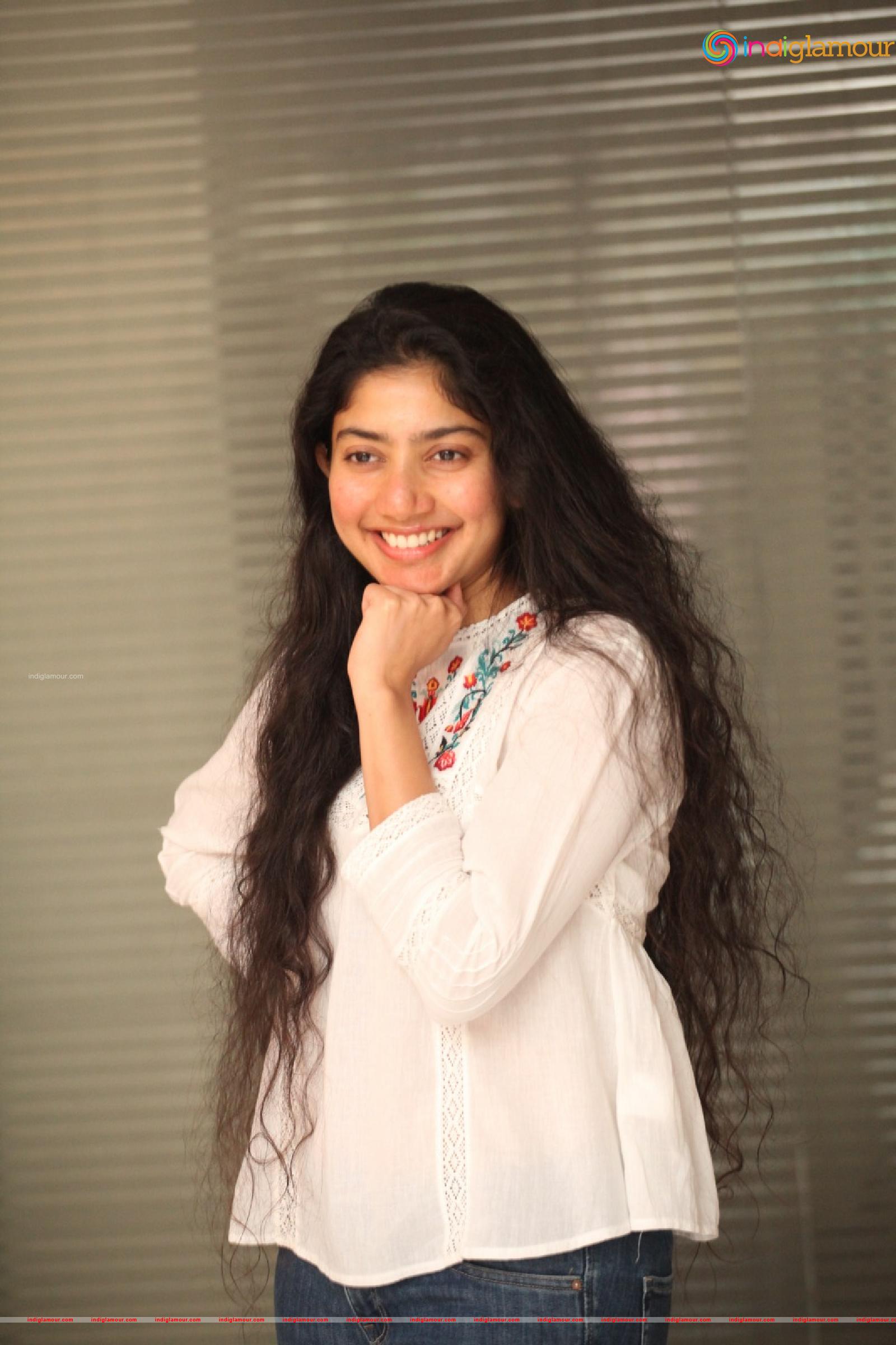 Sai Pallavi Actress hd photo