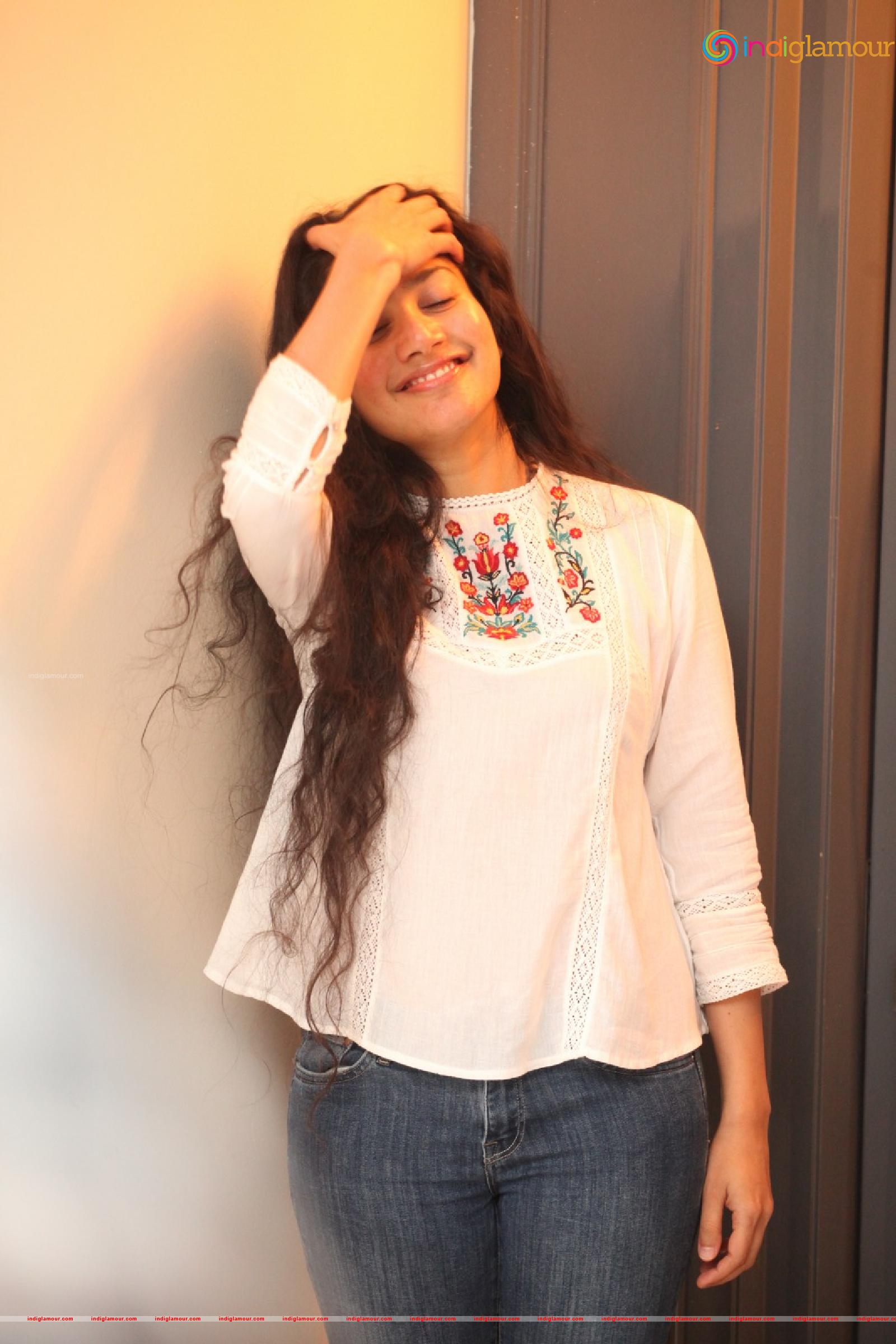 Sai Pallavi Actress hd photo