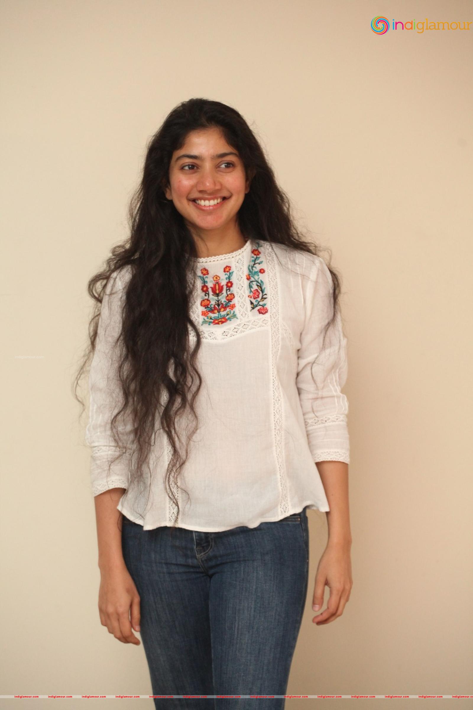 Sai Pallavi Actress hd photo