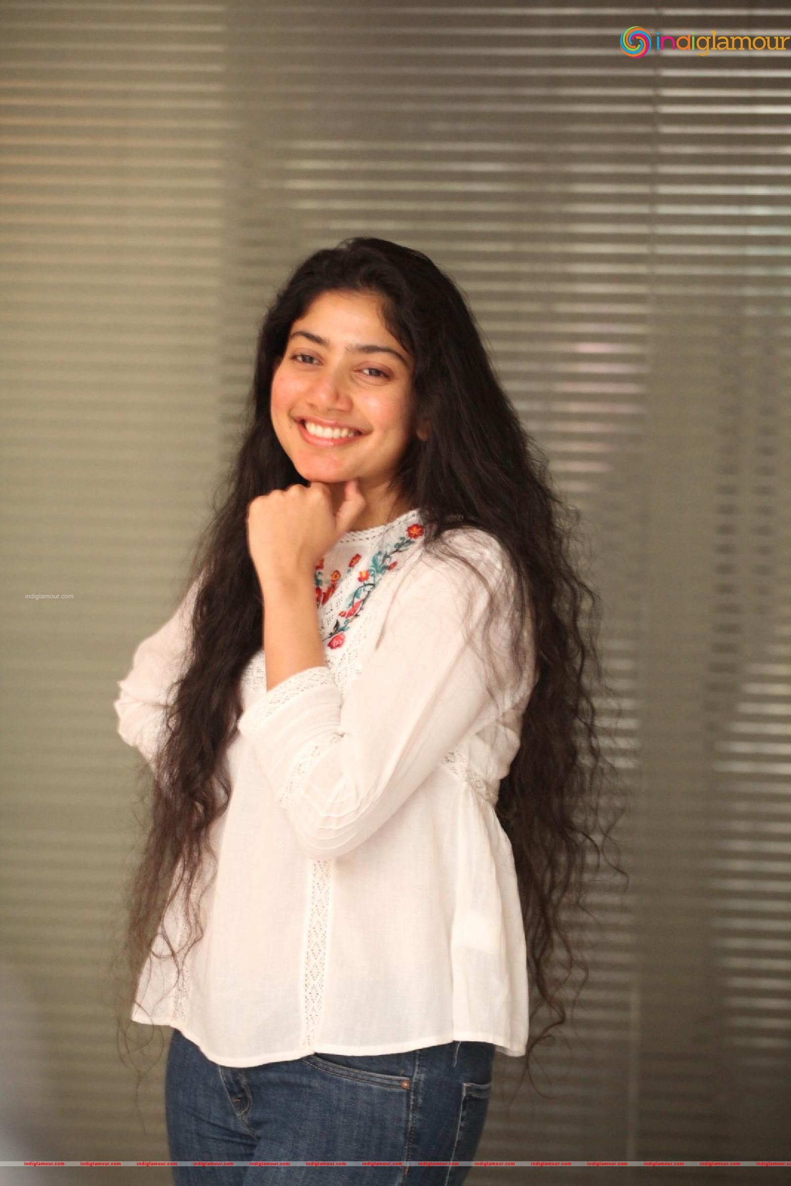 Sai Pallavi Actress hd photo