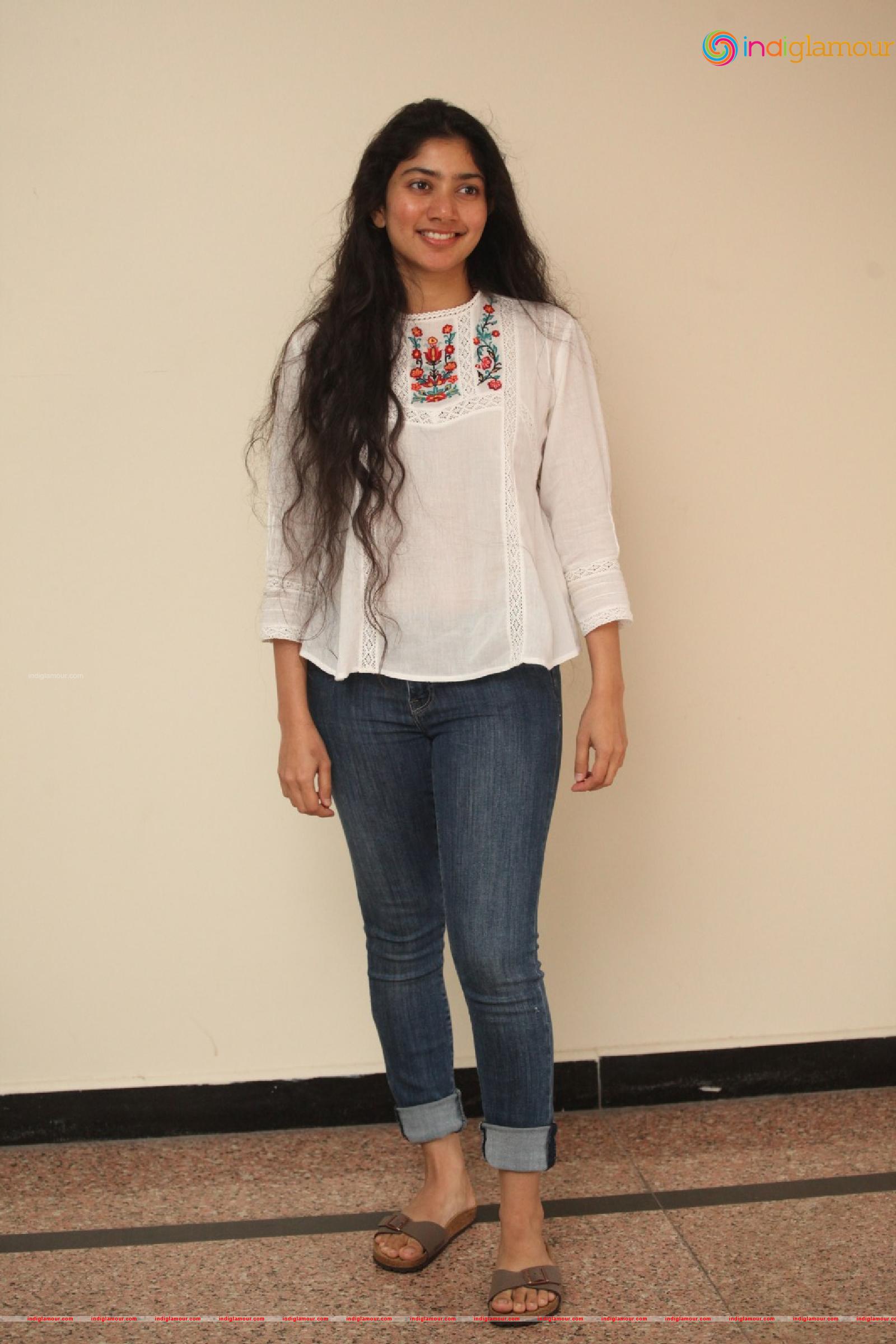 Sai Pallavi Actress hd photo