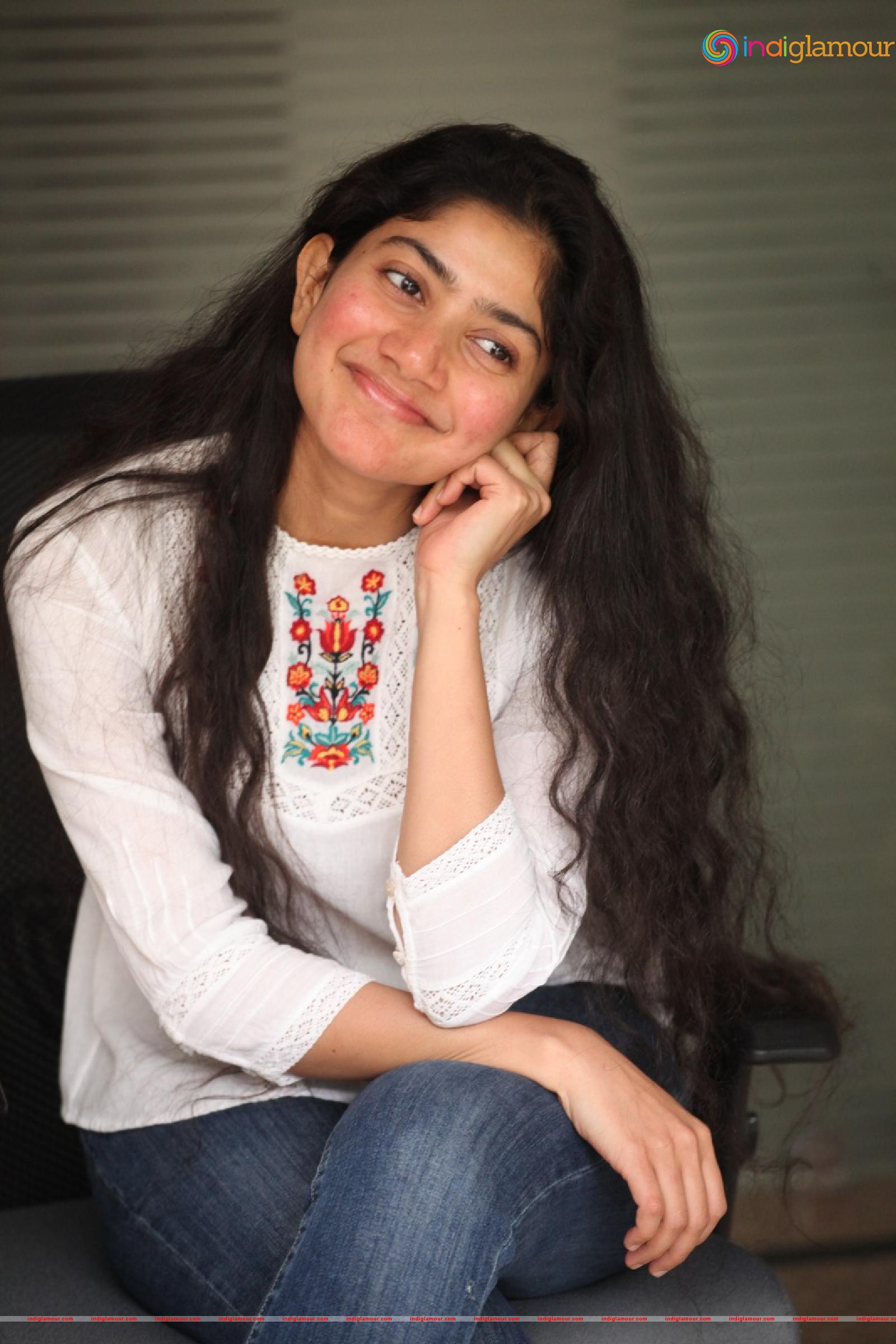 Sai Pallavi Actress hd photo