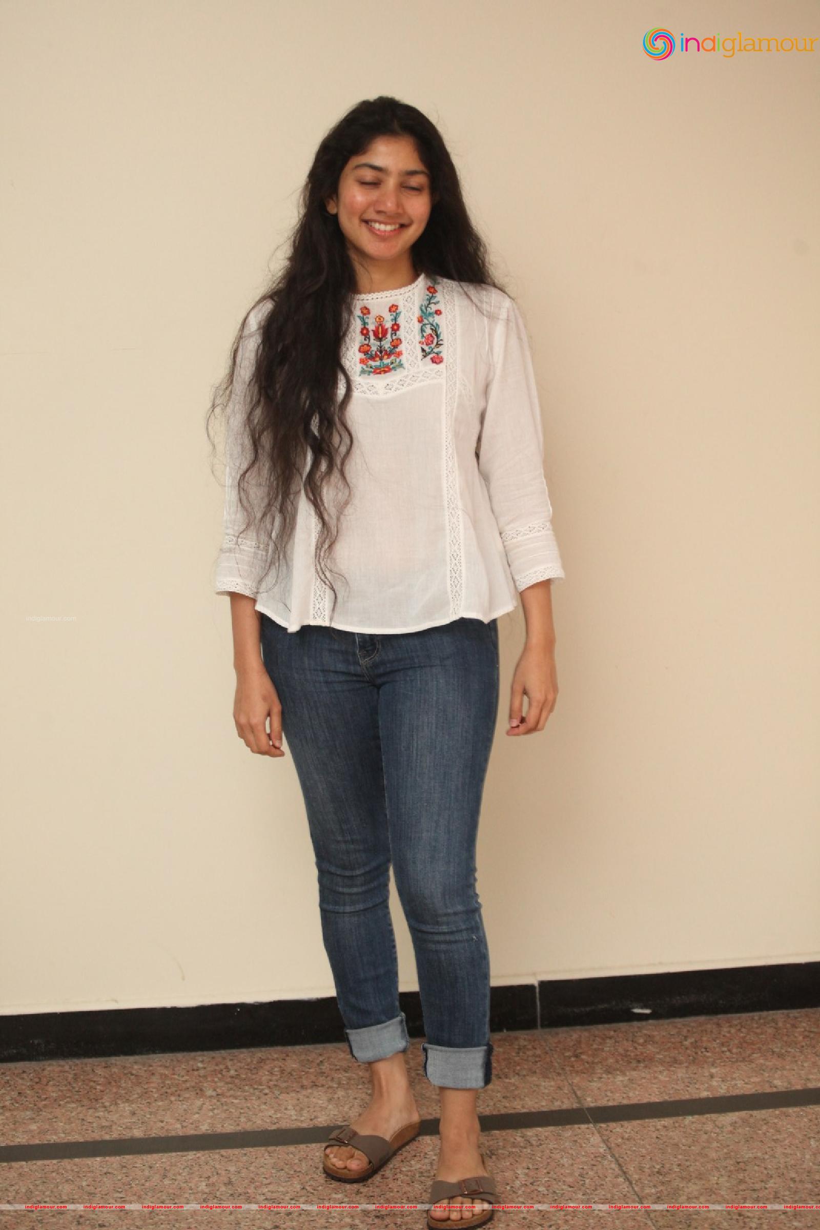 Sai Pallavi Actress hd photo