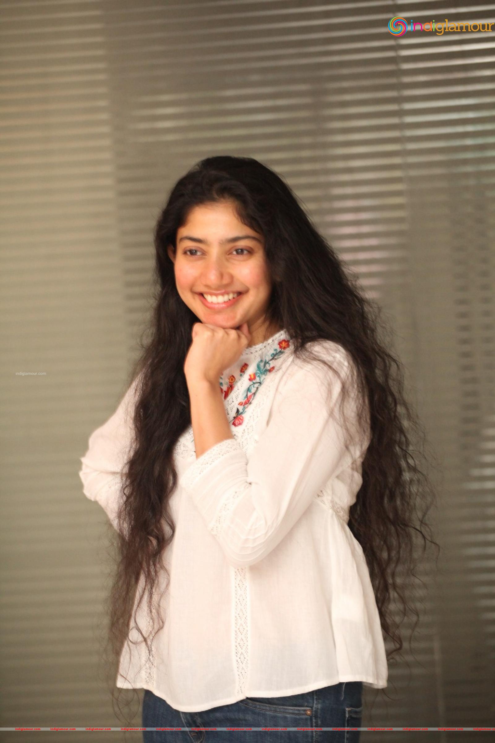 Sai Pallavi Actress hd photo