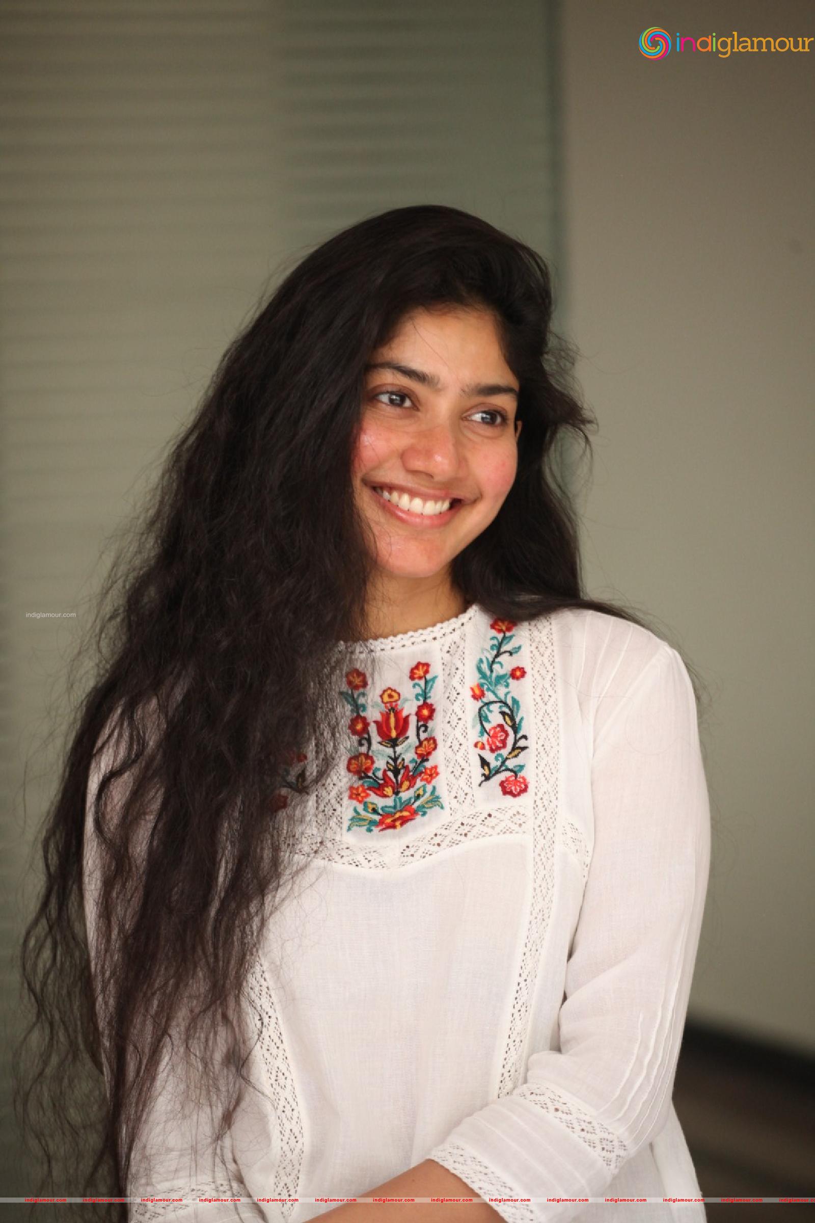 Sai Pallavi Actress hd photo