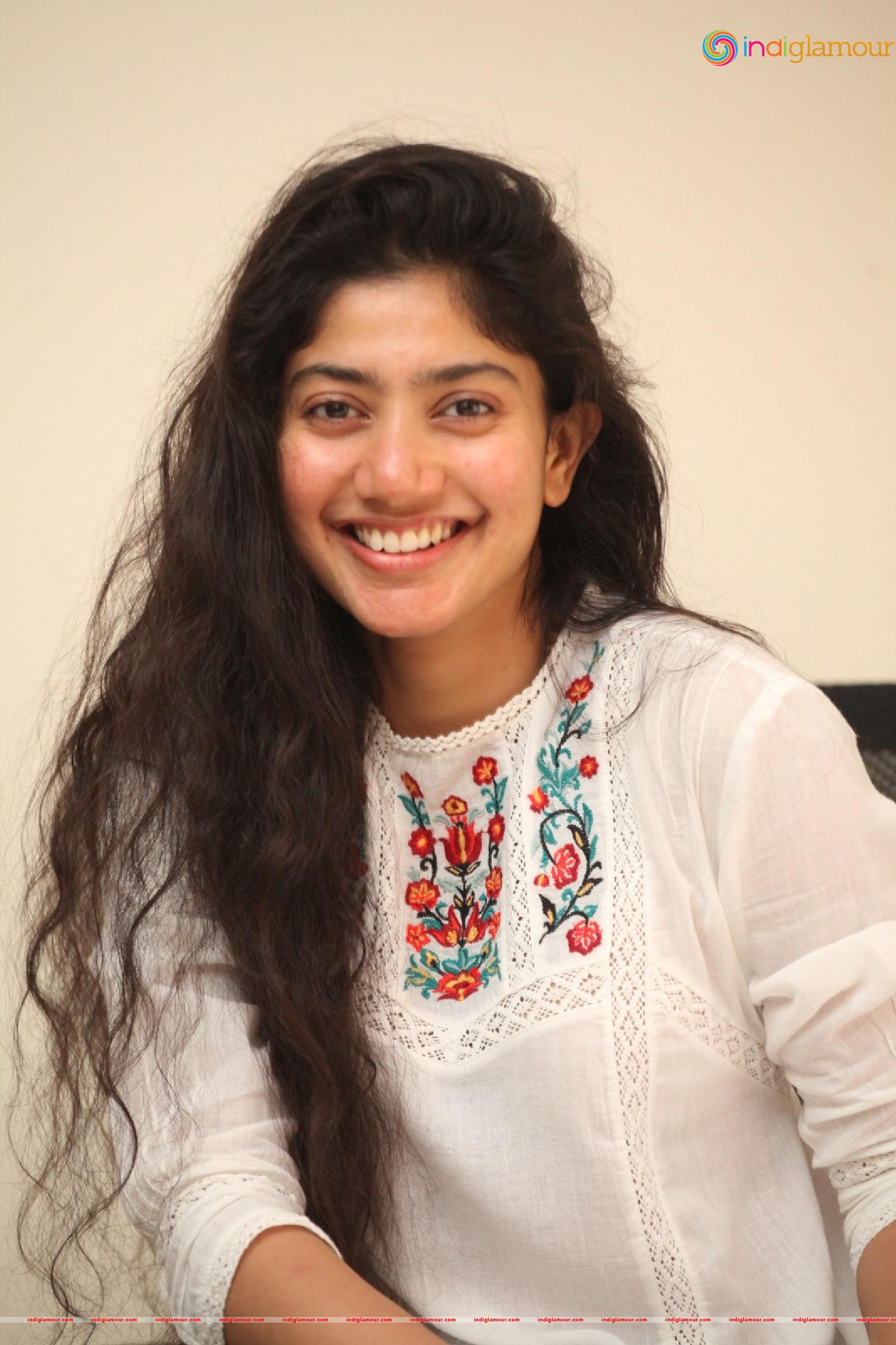 Sai Pallavi Actress hd photo