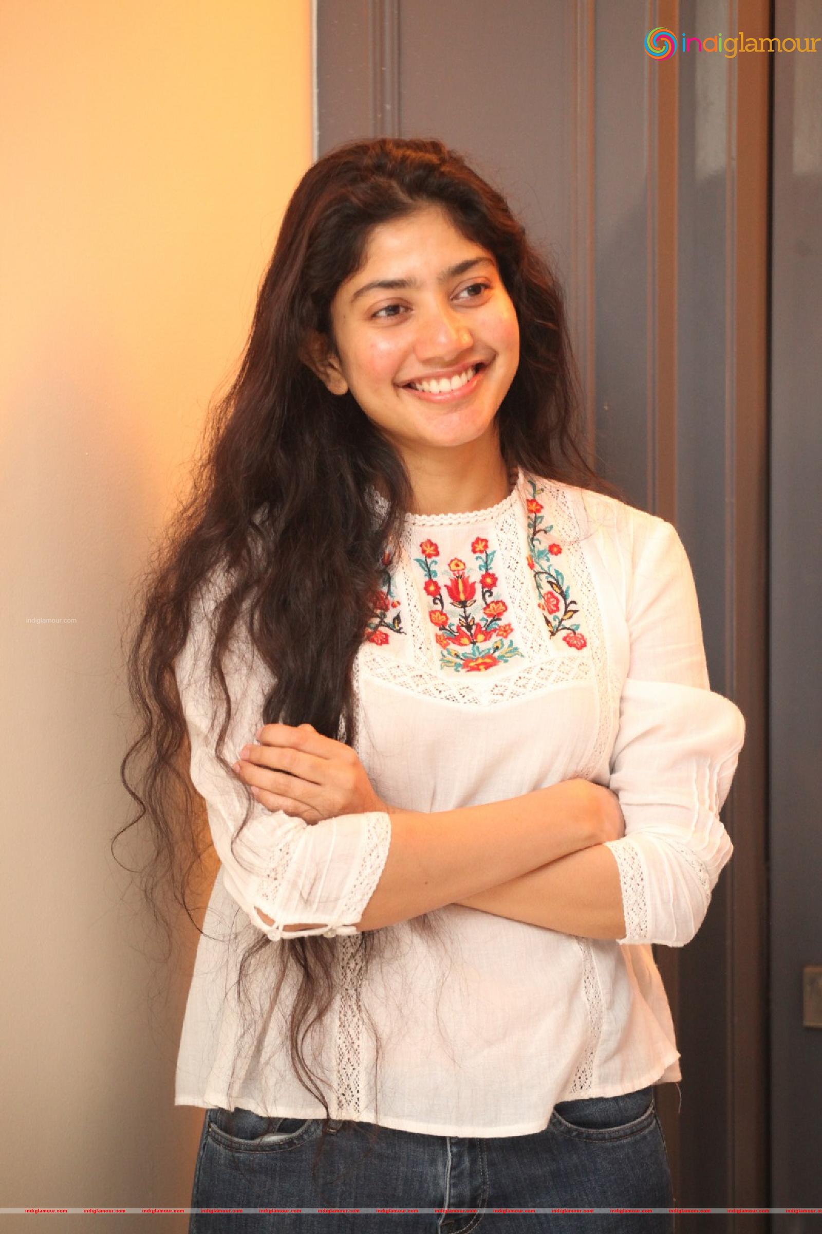 Sai Pallavi Actress hd photo