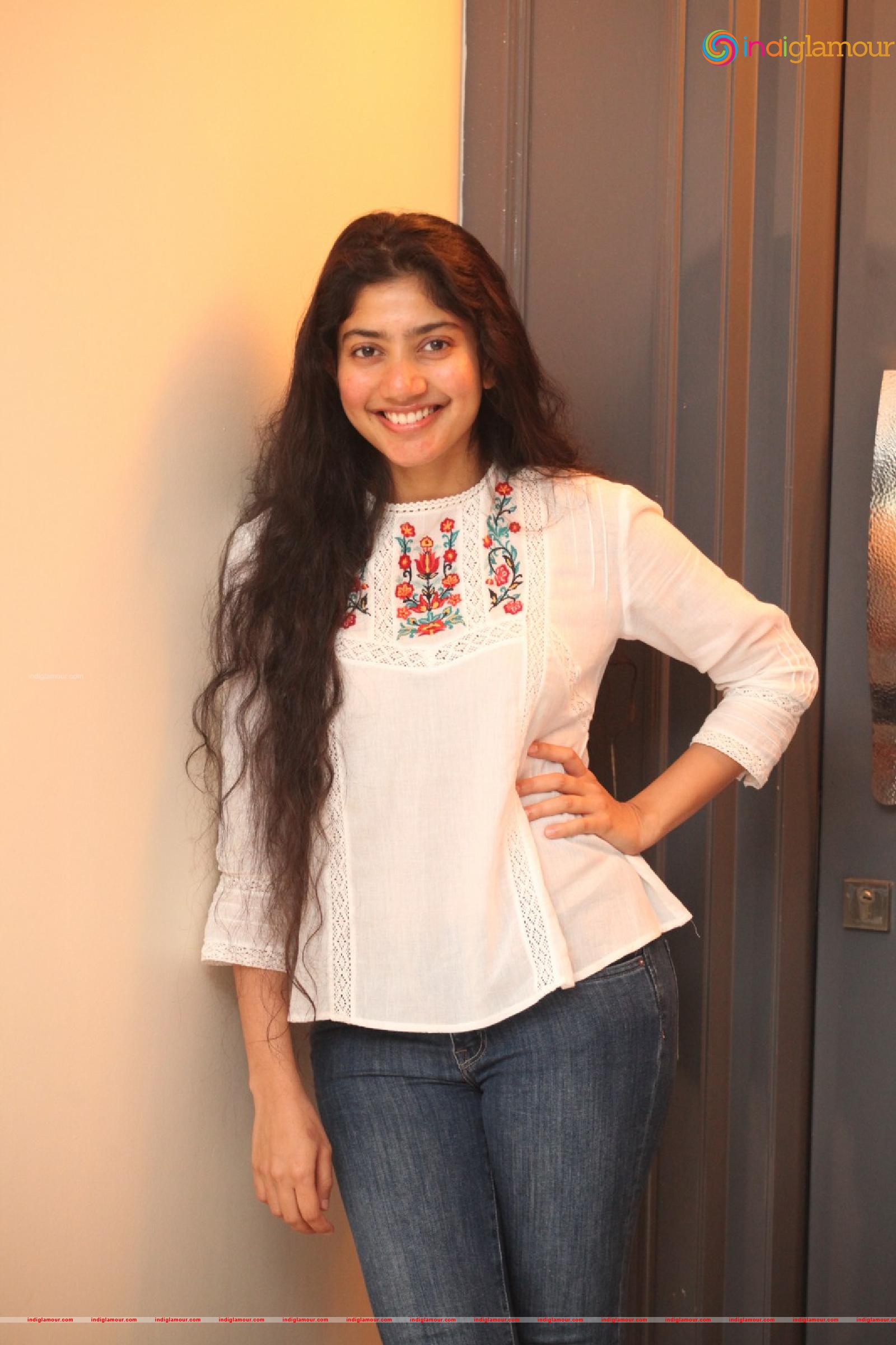 Sai Pallavi Actress hd photo