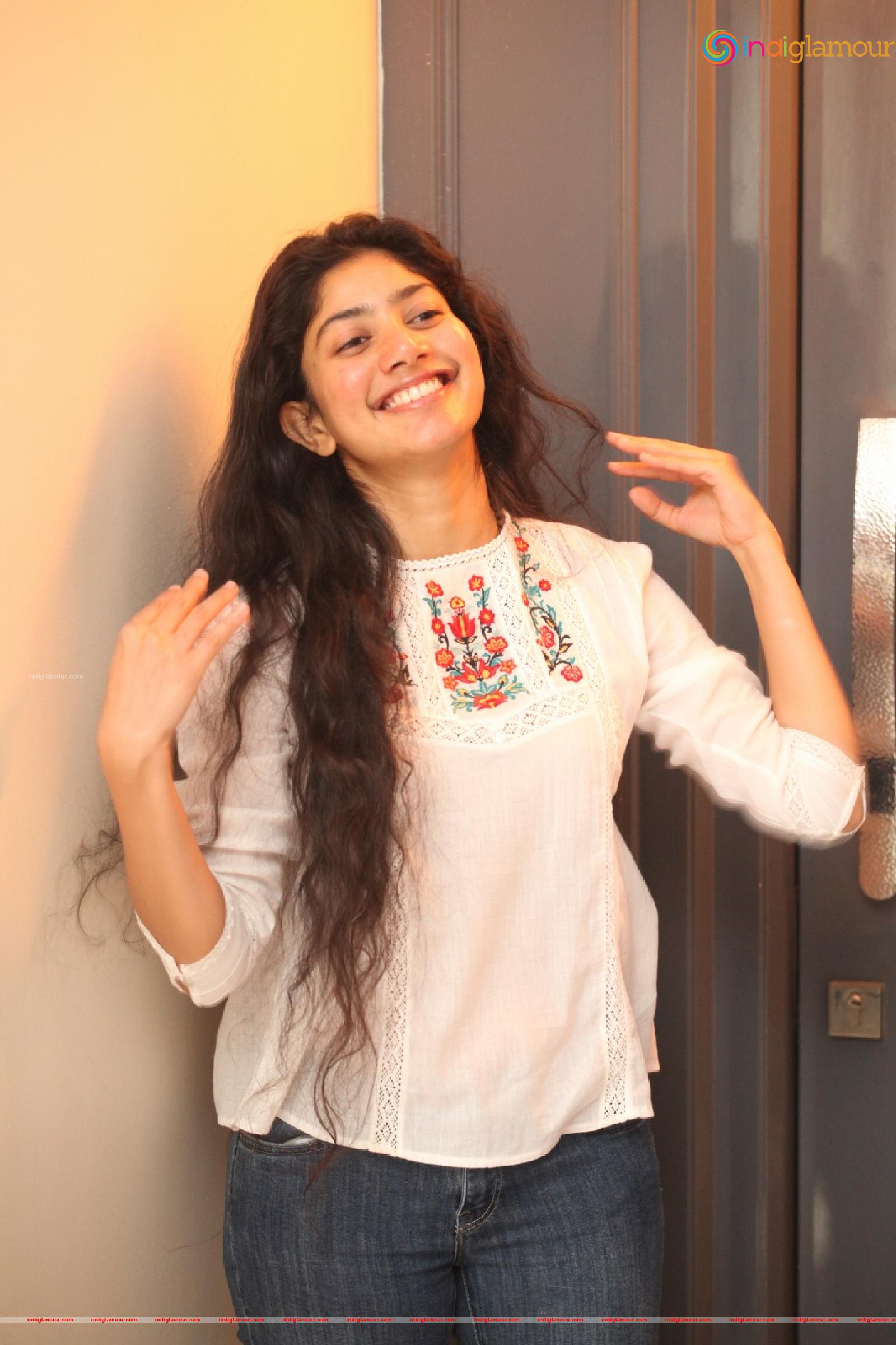 Sai Pallavi Actress hd photo
