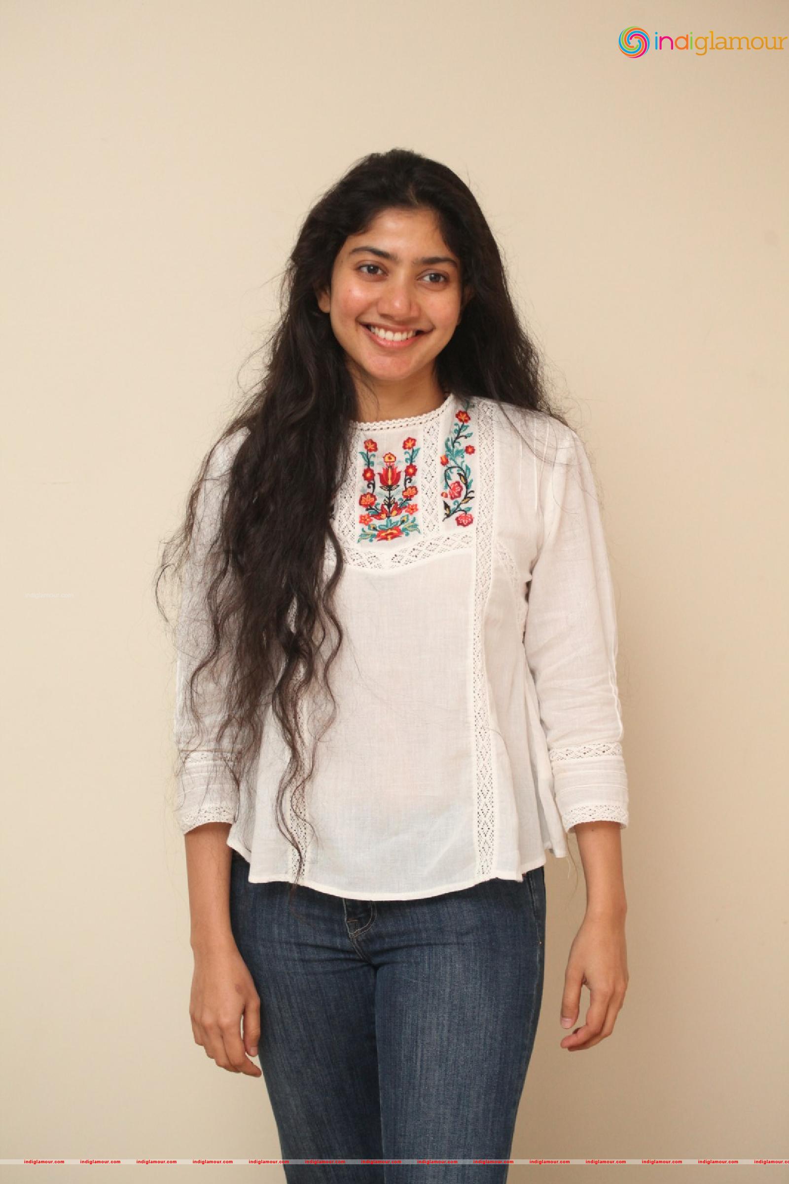 Sai Pallavi Actress hd photo