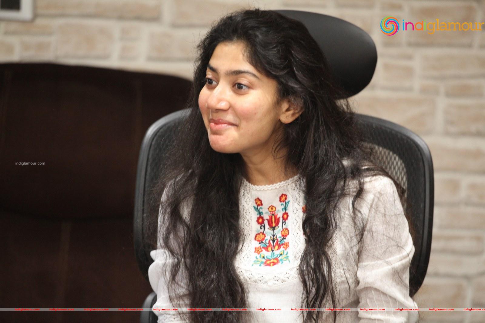 Sai Pallavi Actress hd photo